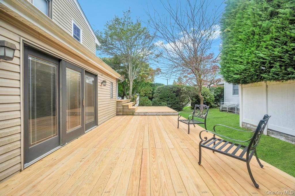 90 Rockland Drive Jericho Jericho, NY 11753