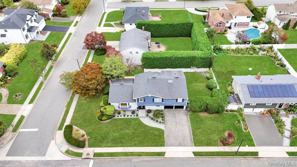 90 Rockland Drive Jericho Jericho, NY 11753