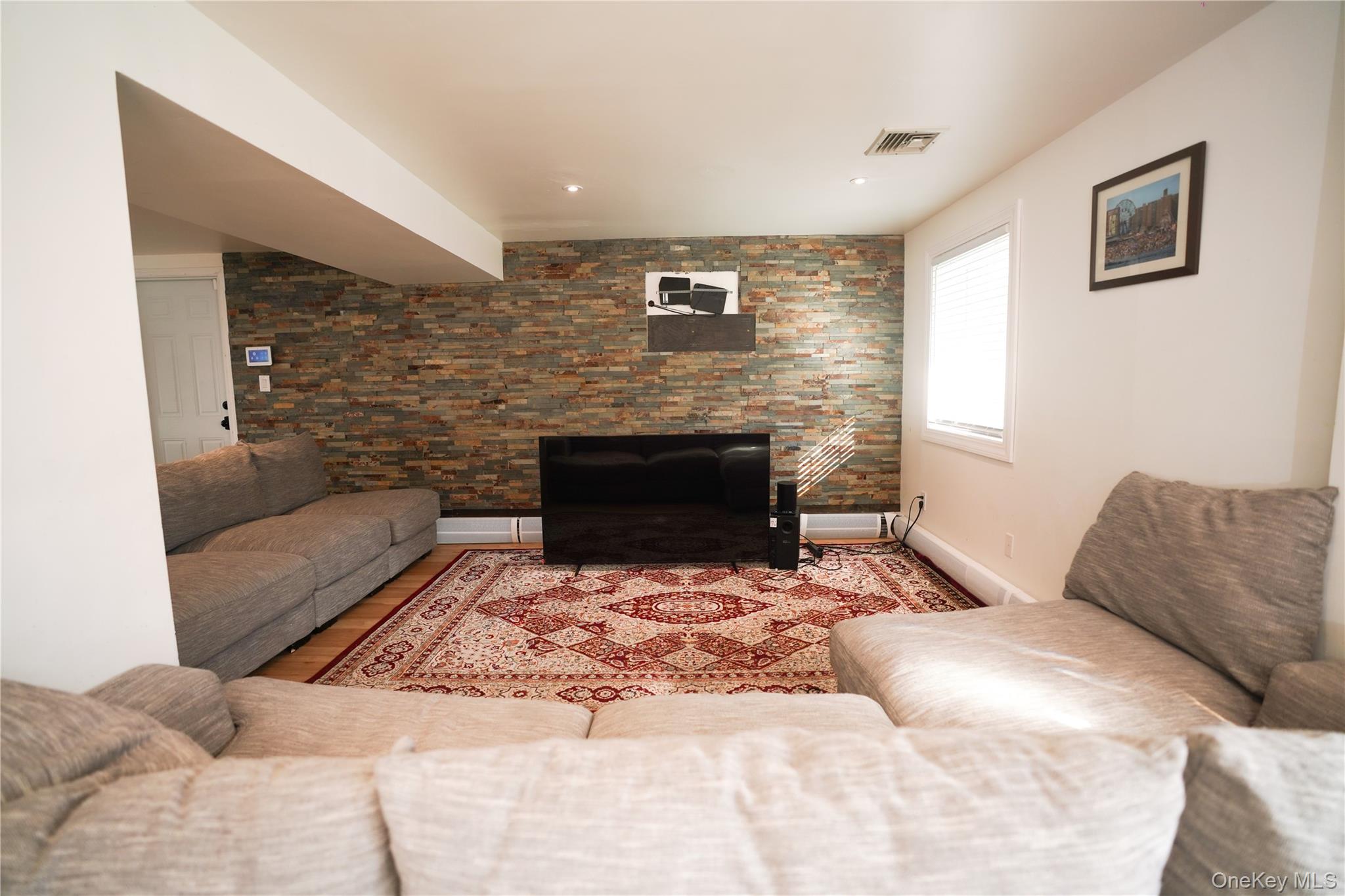 90 Rockland Drive Jericho Jericho, NY 11753