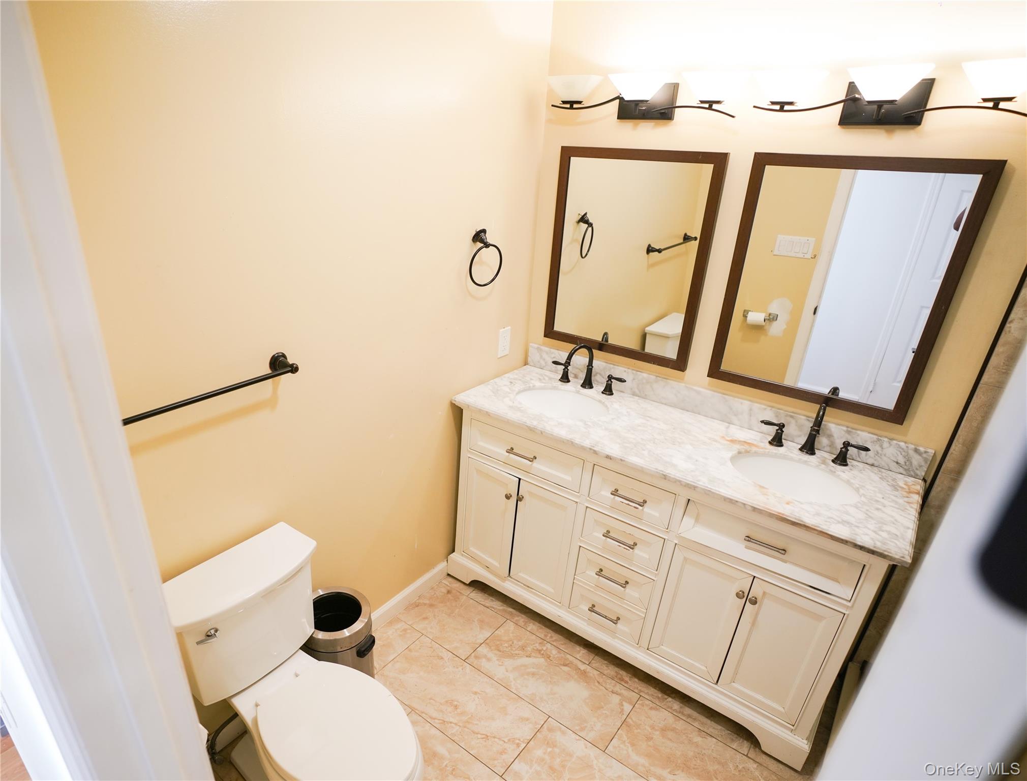 90 Rockland Drive Jericho Jericho, NY 11753