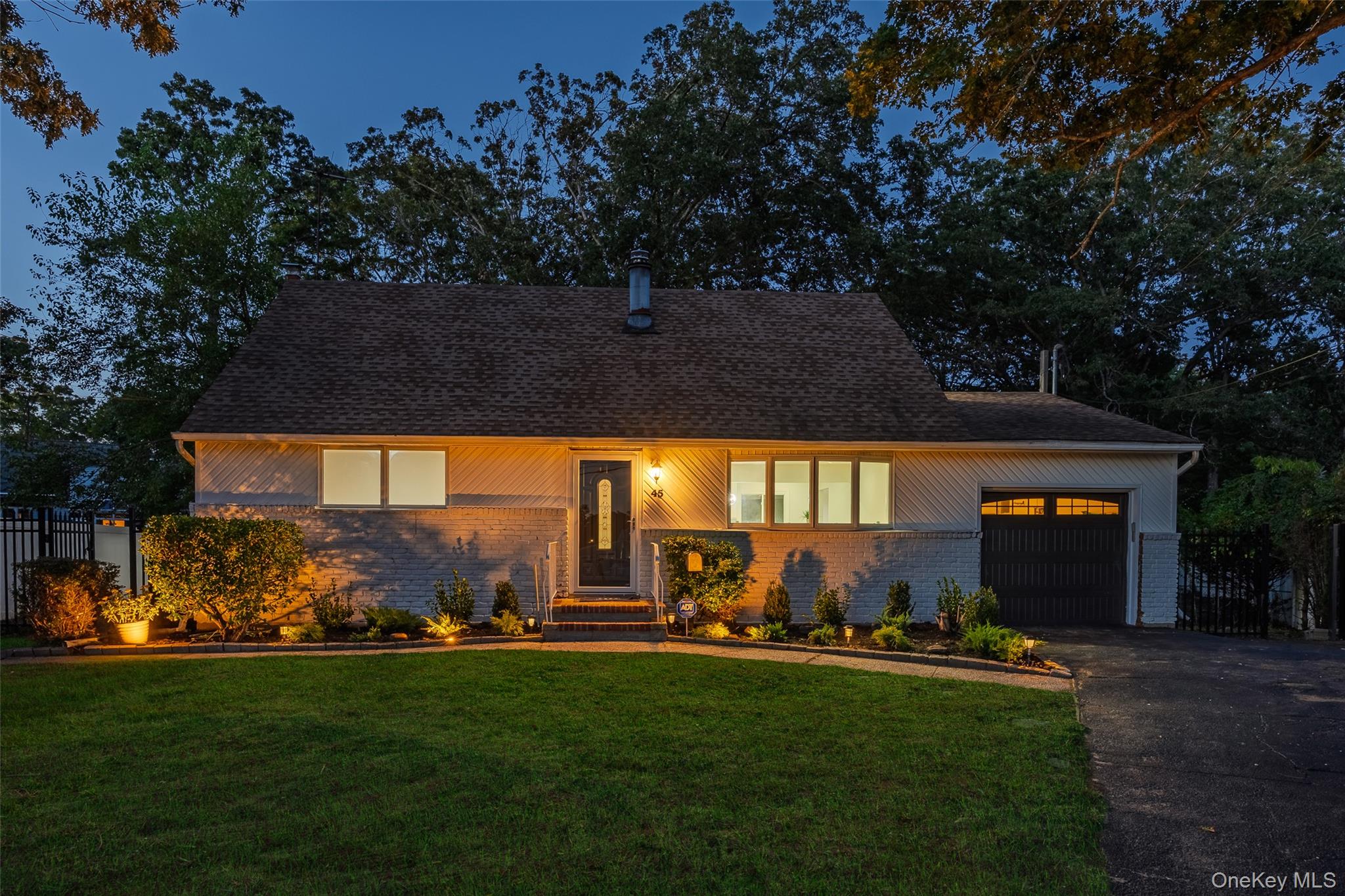 45 N Ronald Drive Amityville Amityville, NY 11701