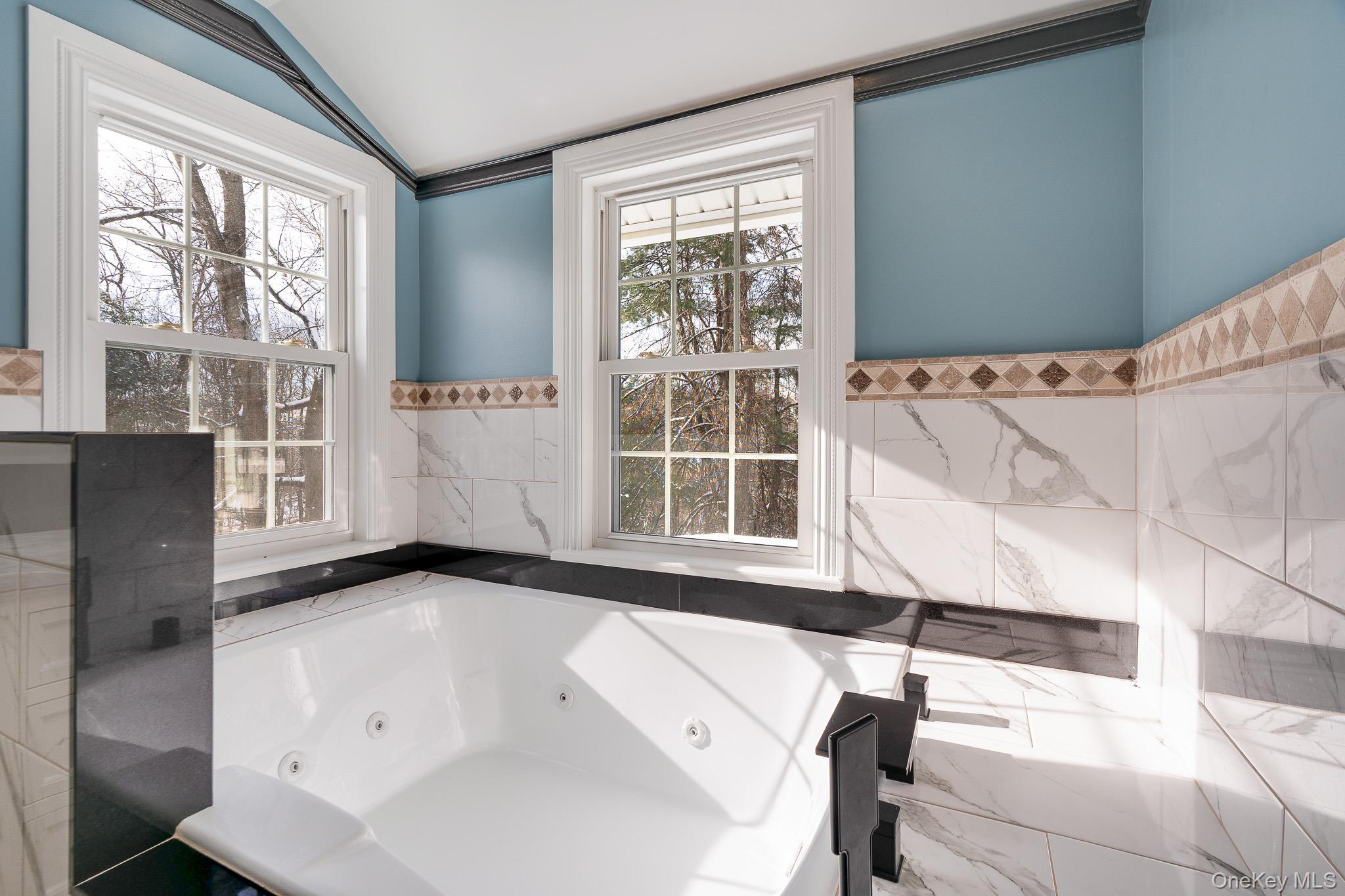 104 S Quaker Lane Out of NYC Hyde Park, NY 12538