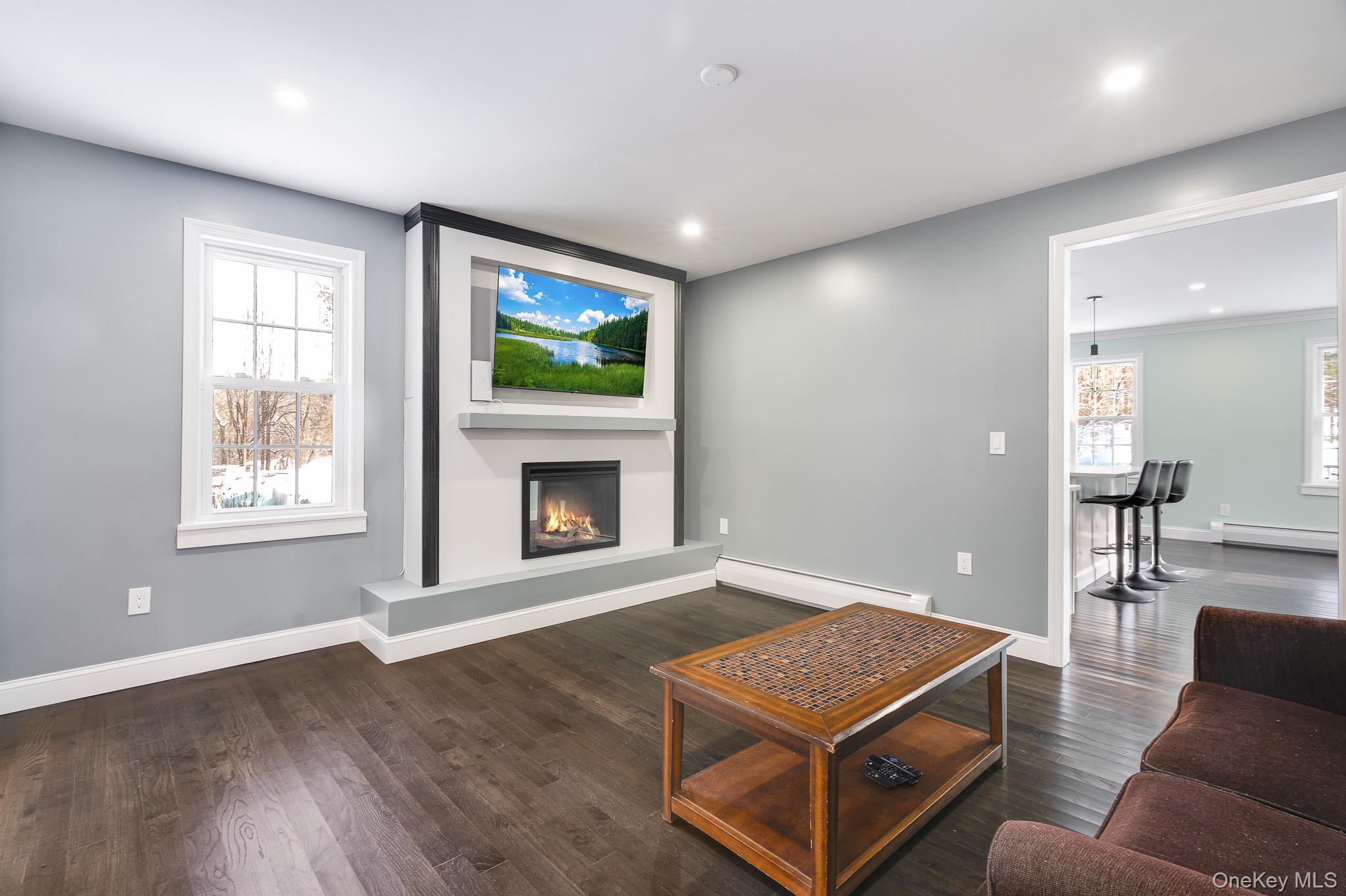 104 S Quaker Lane Out of NYC Hyde Park, NY 12538