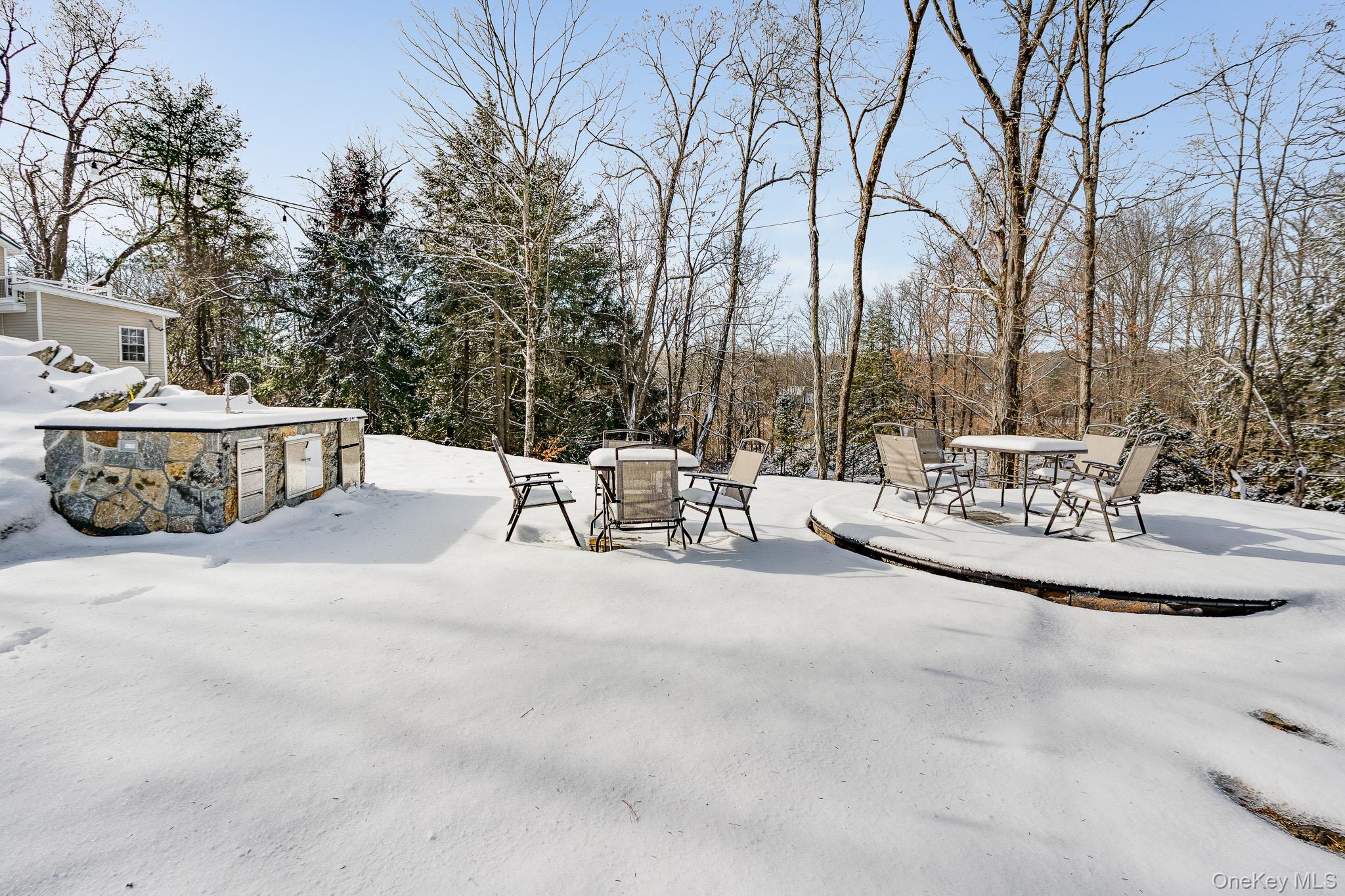 104 S Quaker Lane Out of NYC Hyde Park, NY 12538