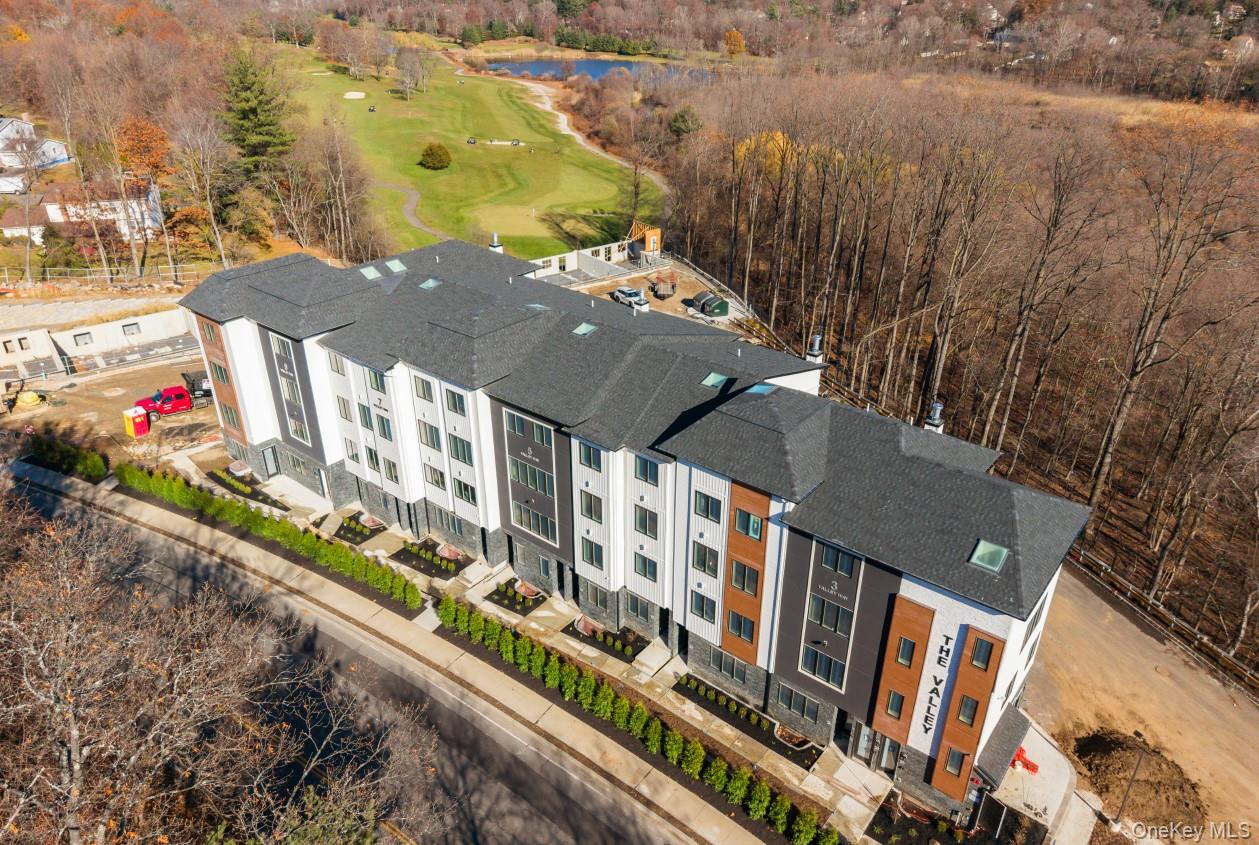 5 Valley Way 120 Out of NYC Spring Valley, NY 10977