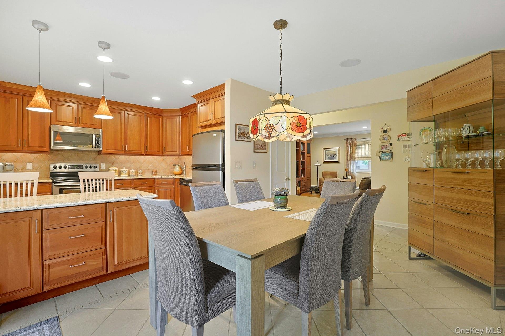 9 Somerset Drive 11-F Out of NYC Suffern, NY 10901