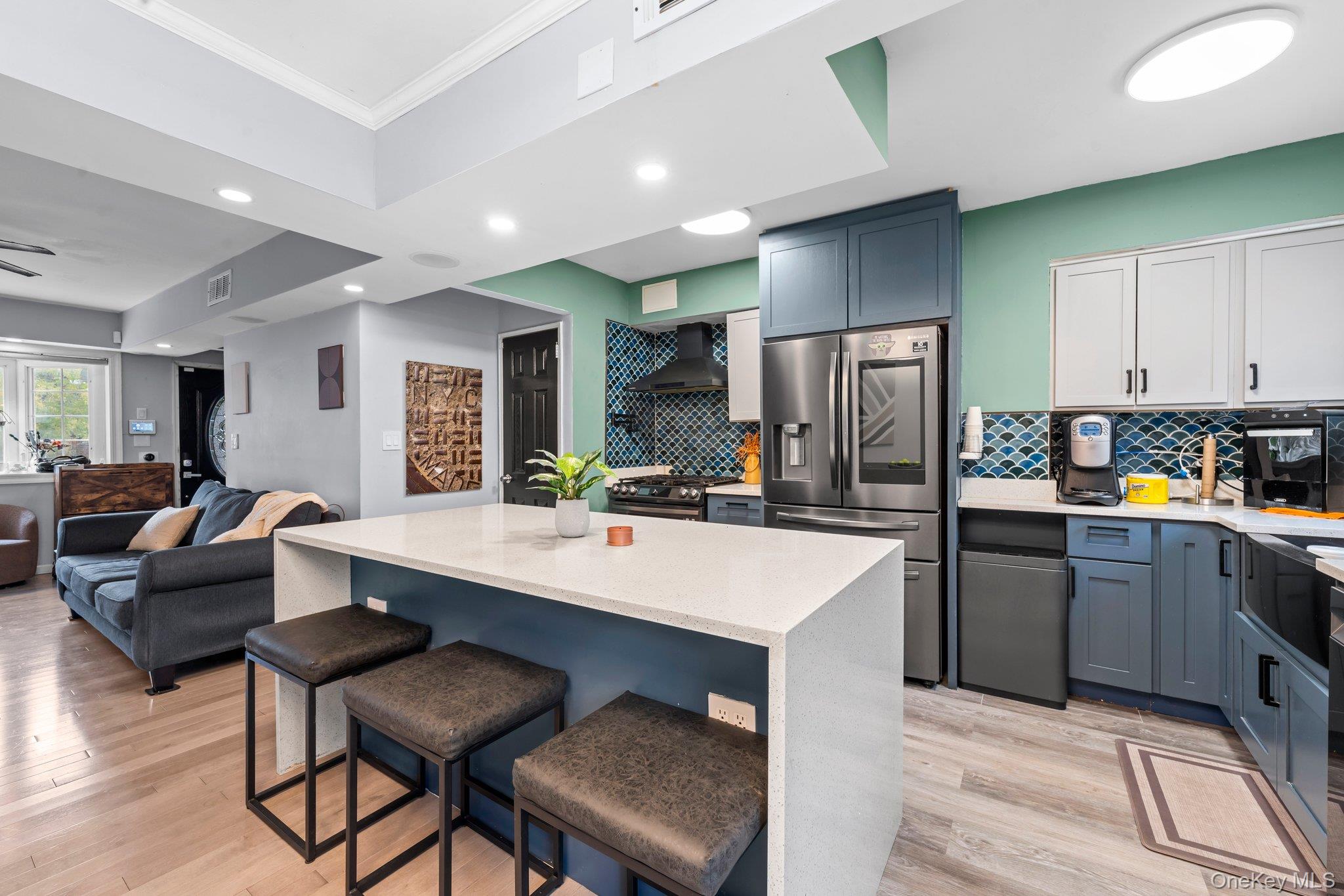 2953 Kingsland Avenue Bronx, NY 10469