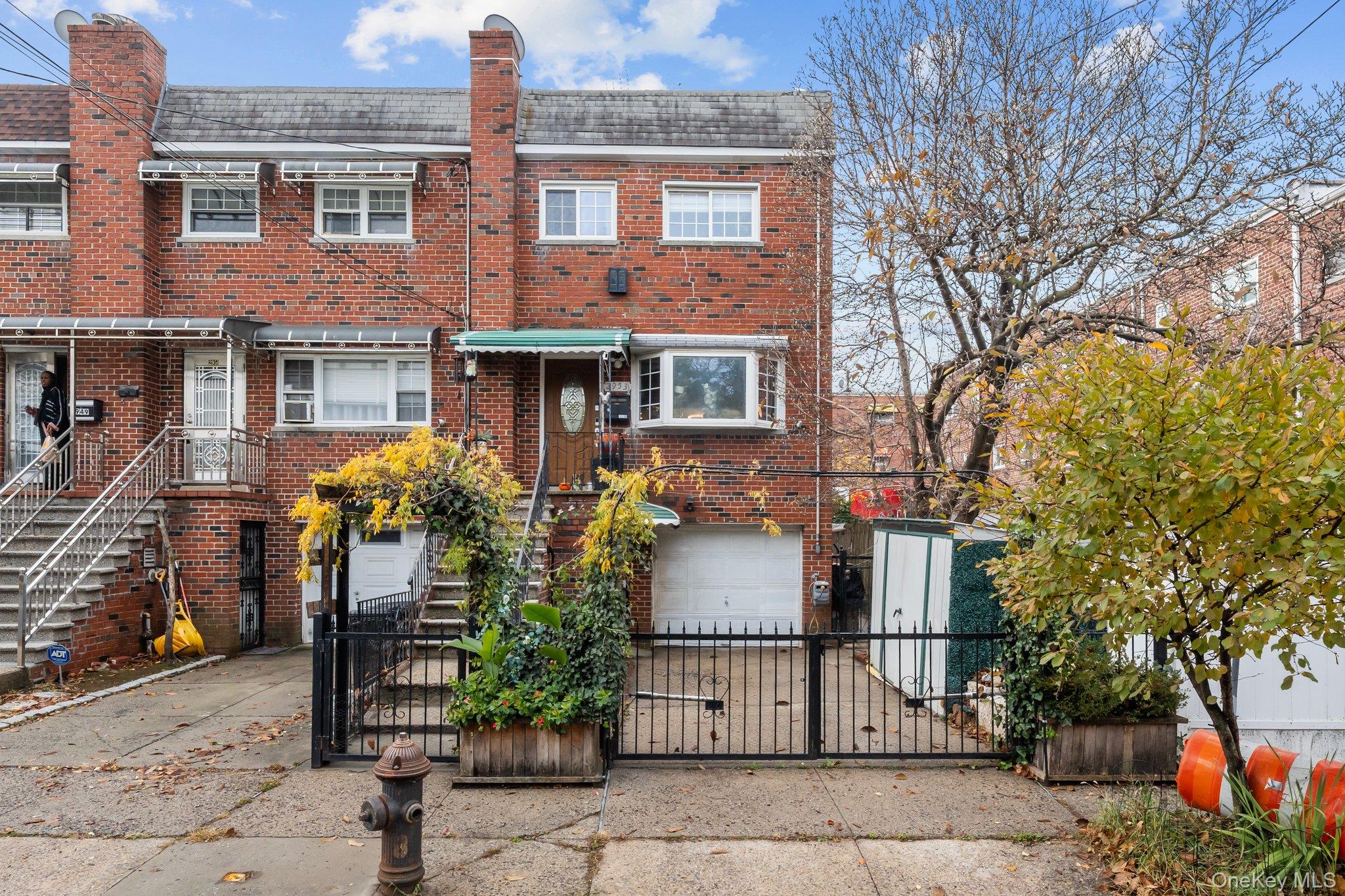 2953 Kingsland Avenue Bronx, NY 10469