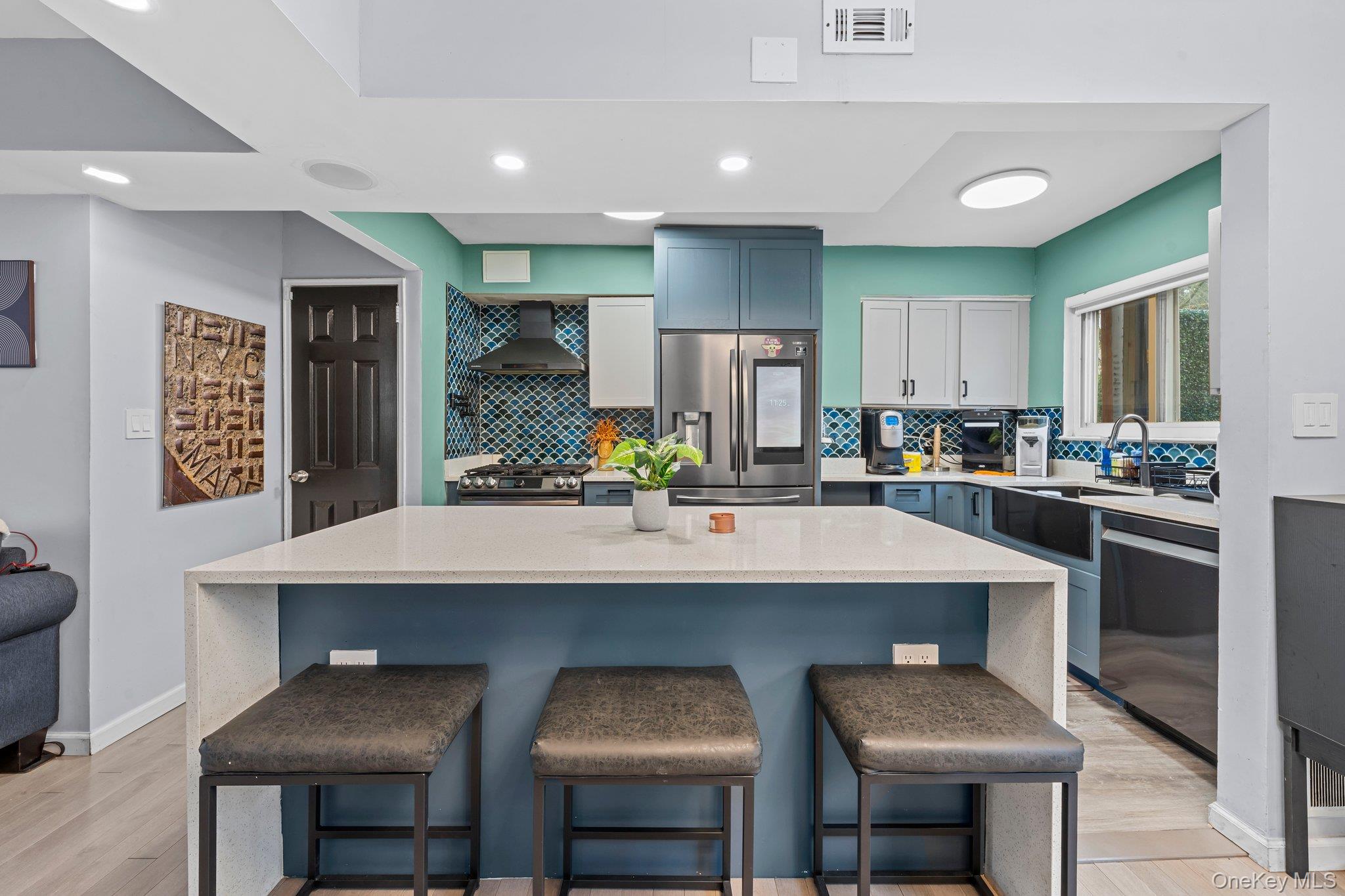 2953 Kingsland Avenue Bronx, NY 10469