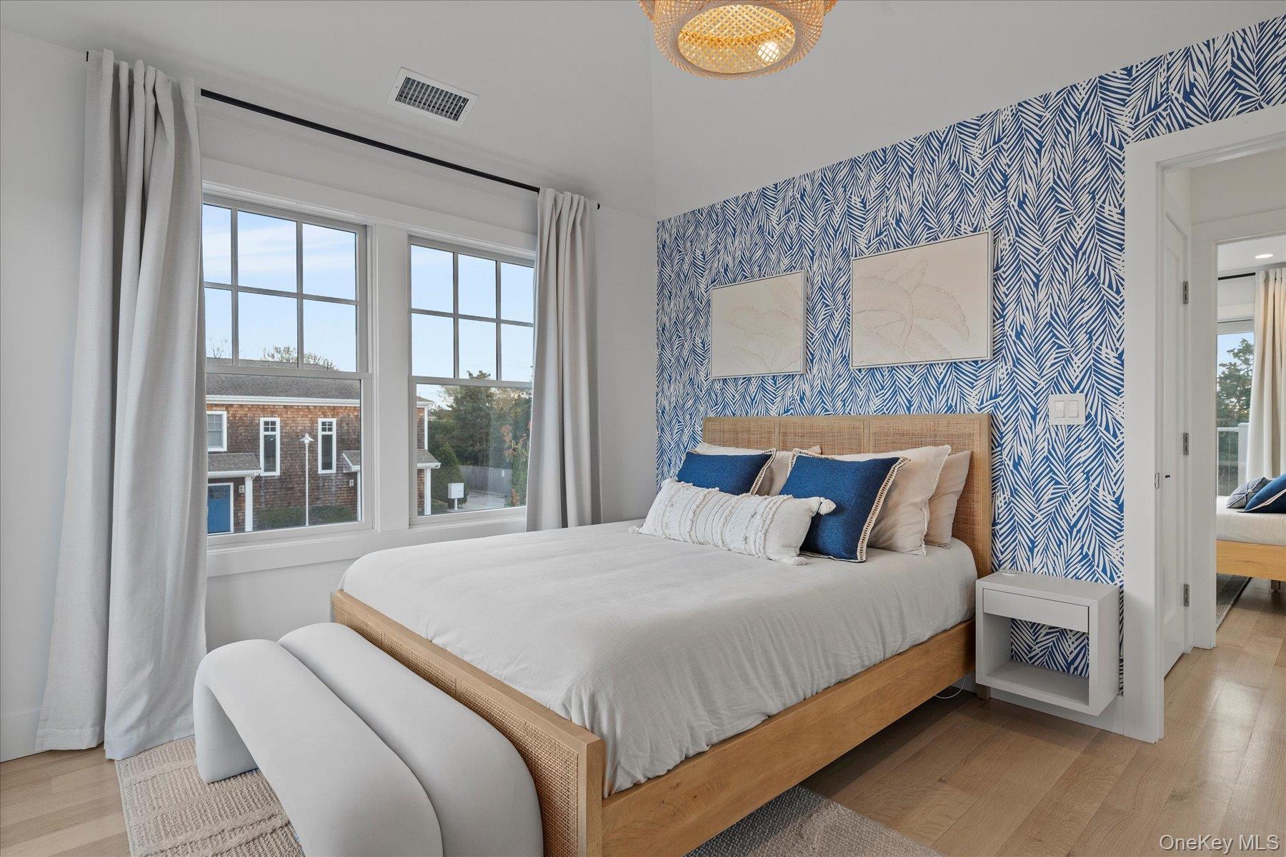 68 Foster Avenue 12 Hampton Bays Hampton Bays, NY 11946