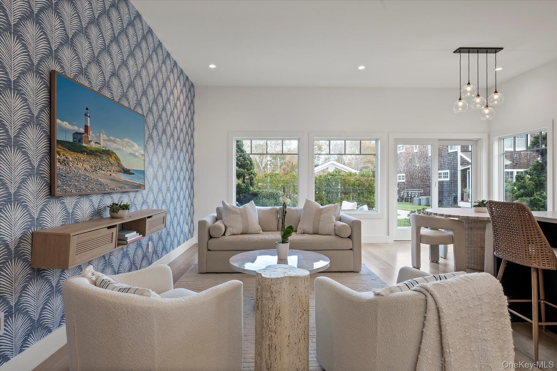 68 Foster Avenue 12 Hampton Bays Hampton Bays, NY 11946