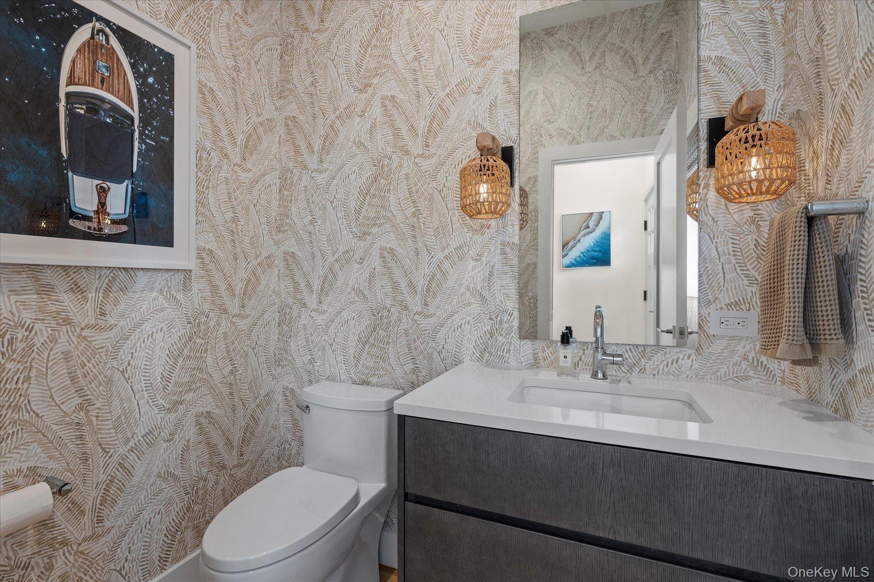 68 Foster Avenue 12 Hampton Bays Hampton Bays, NY 11946