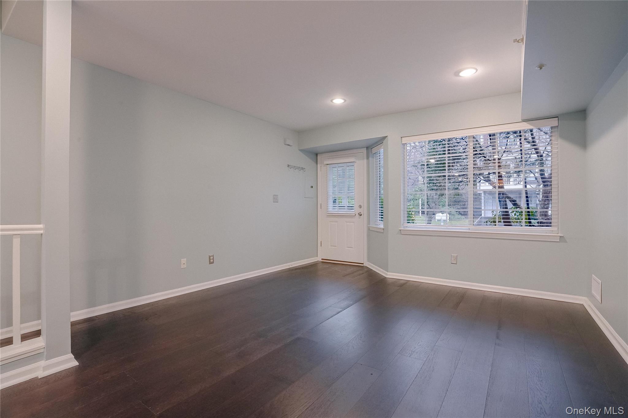 203 Park Ridge Lane White Plains White Plains, NY 10603