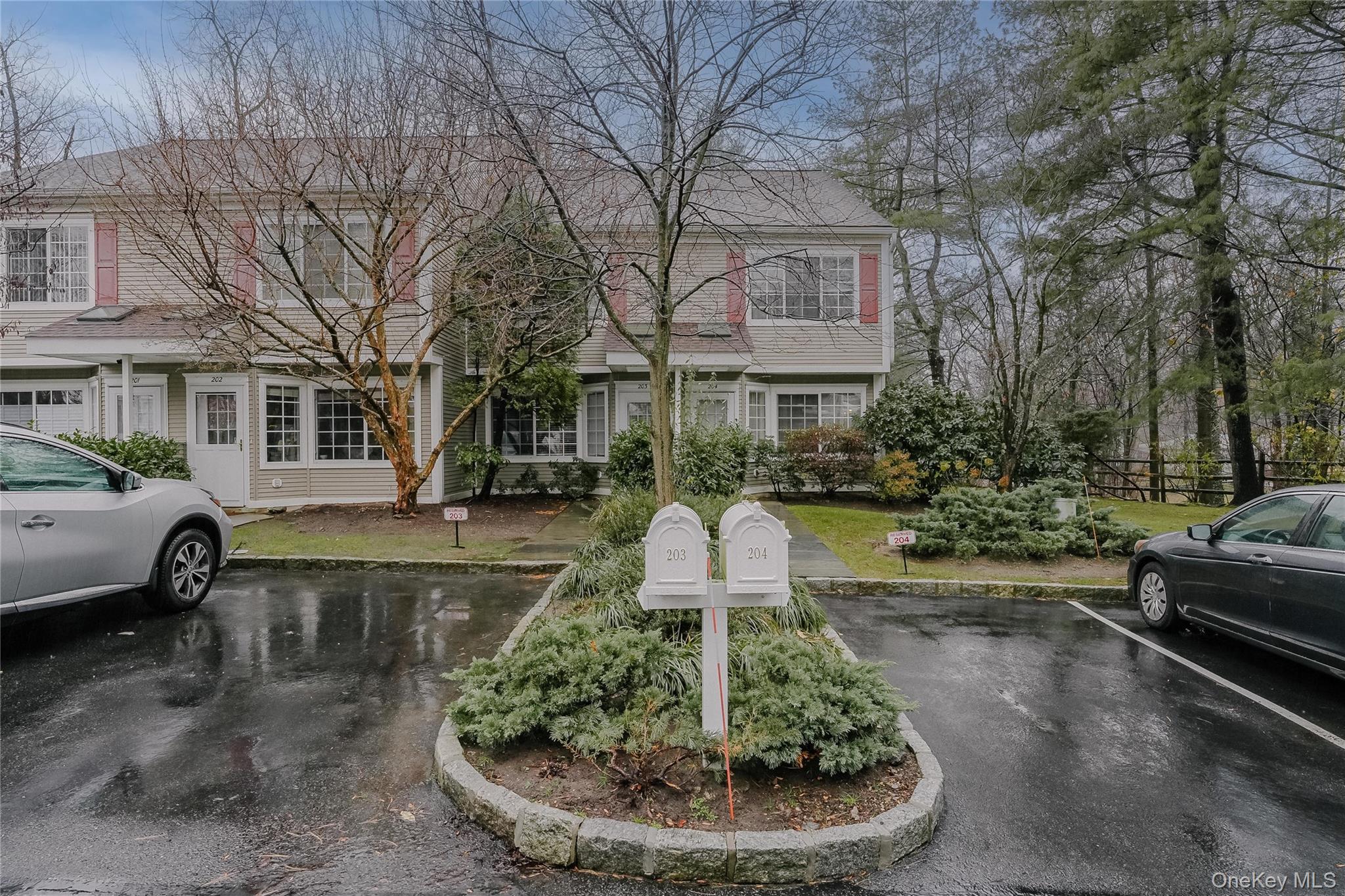 203 Park Ridge Lane White Plains White Plains, NY 10603