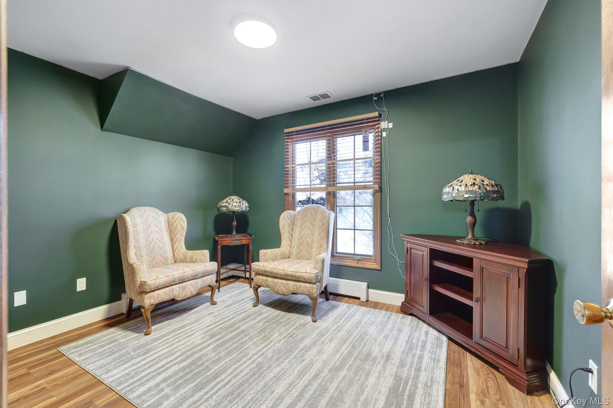 14 Lincoln Terrace Out of NYC Middletown, NY 10940