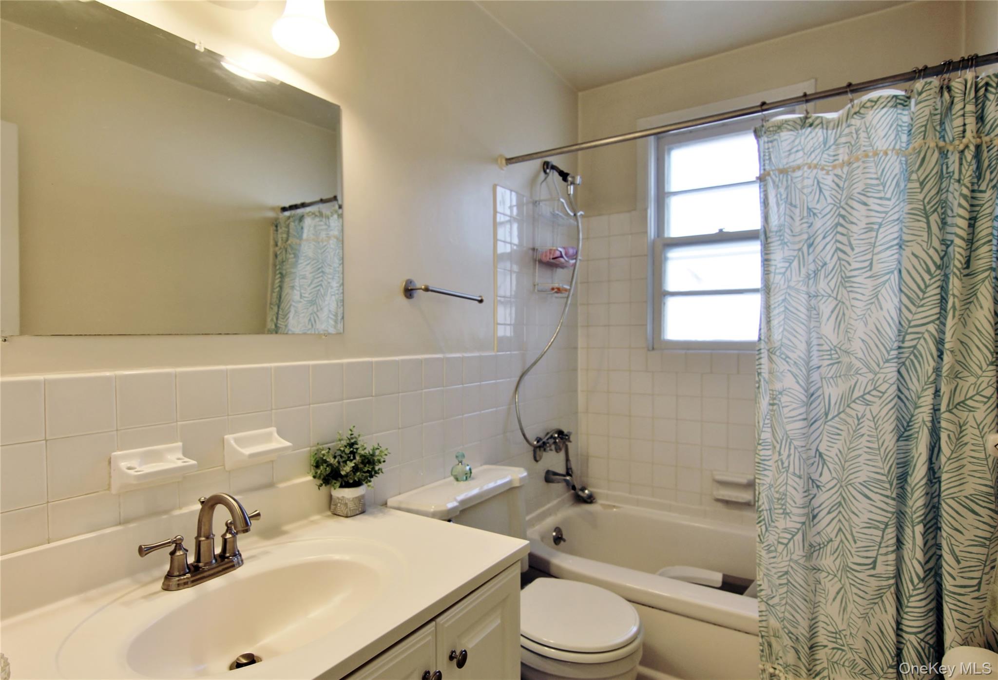 39 Avon Circle B Rye Brook Rye Brook, NY 10573