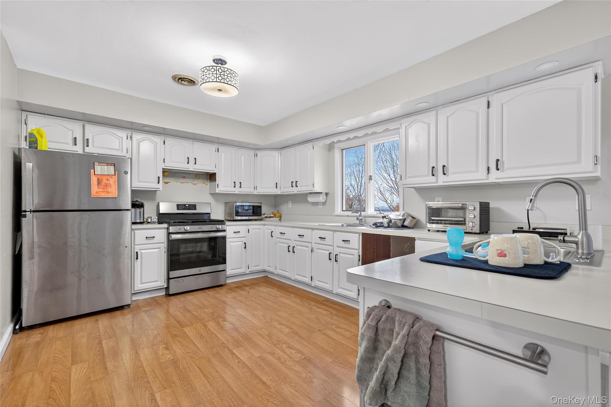 11 Pennsylvania Avenue Out of NYC Monroe, NY 10950