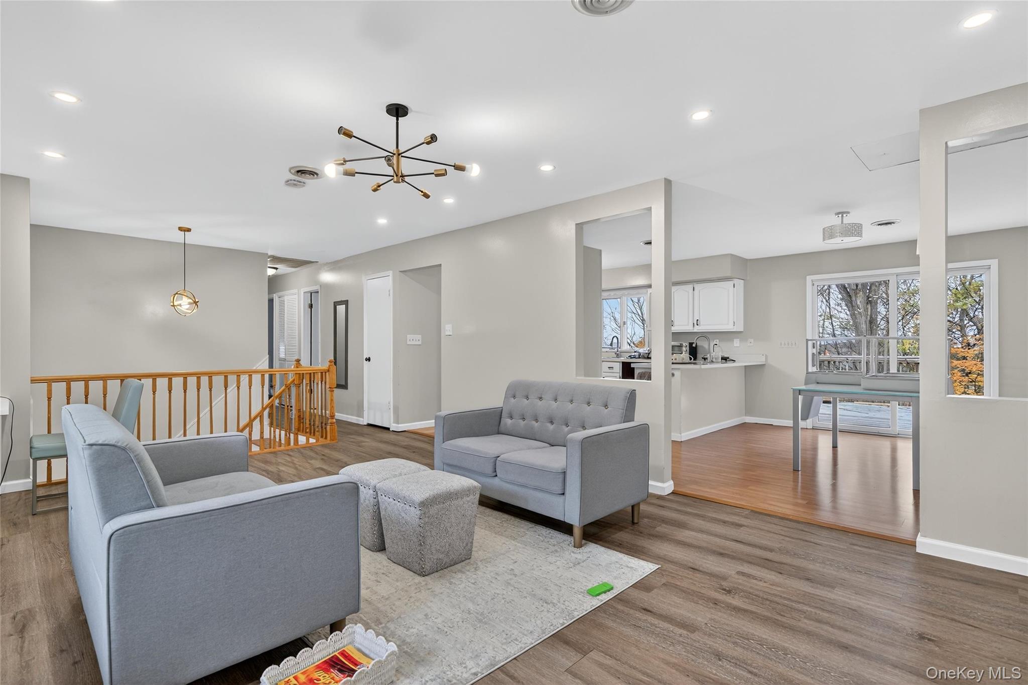 11 Pennsylvania Avenue Out of NYC Monroe, NY 10950