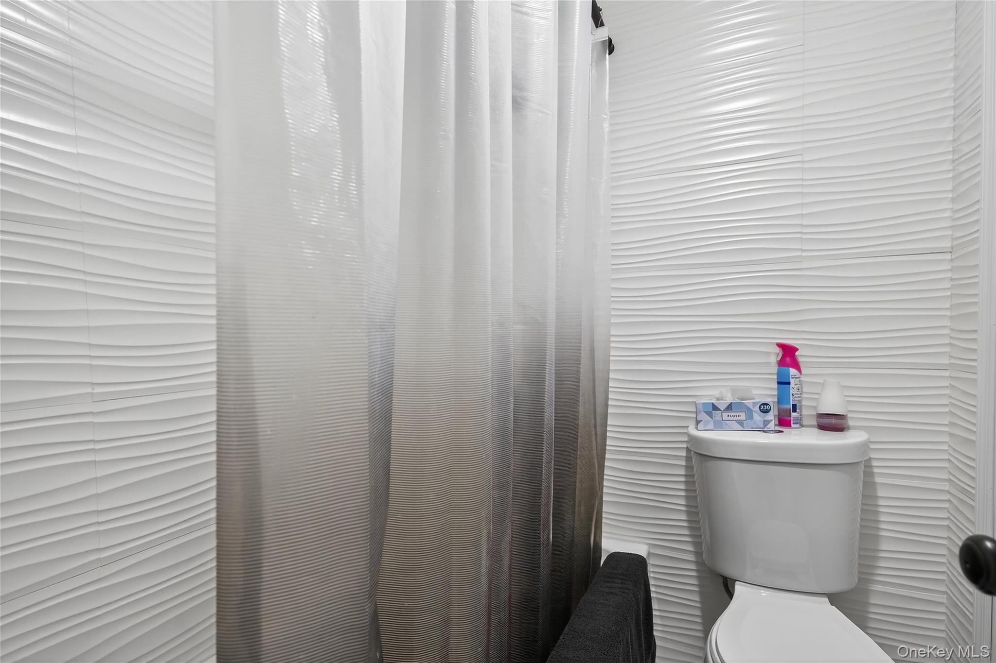 11 Pennsylvania Avenue Out of NYC Monroe, NY 10950