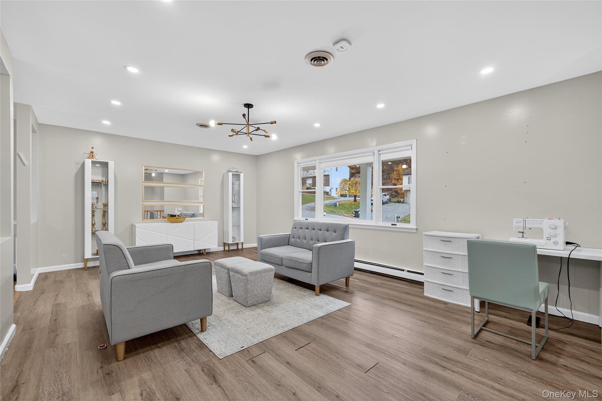 11 Pennsylvania Avenue Out of NYC Monroe, NY 10950