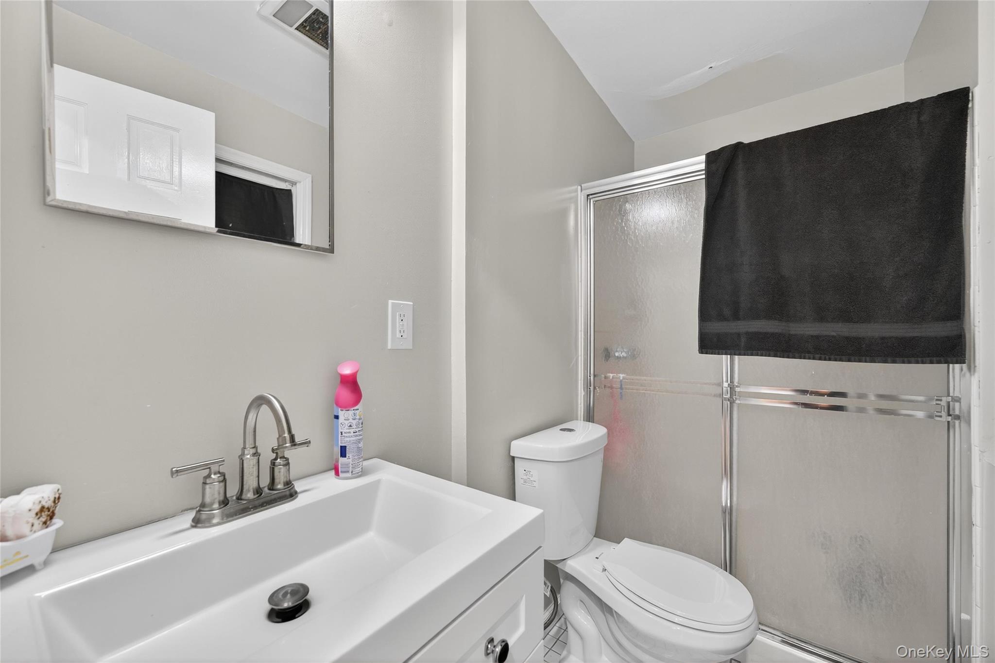 11 Pennsylvania Avenue Out of NYC Monroe, NY 10950