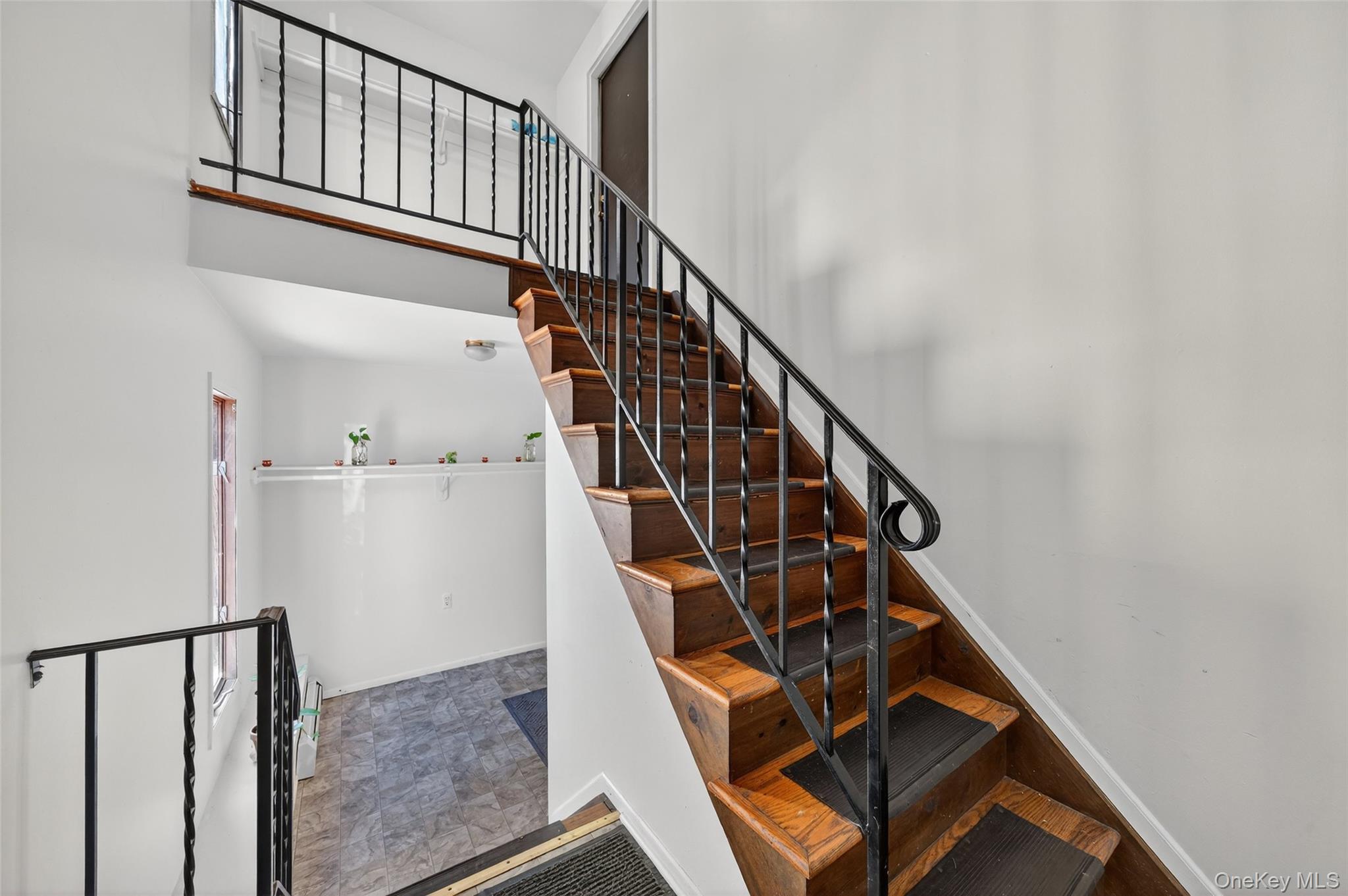 55 High Street Out of NYC Monroe, NY 10950