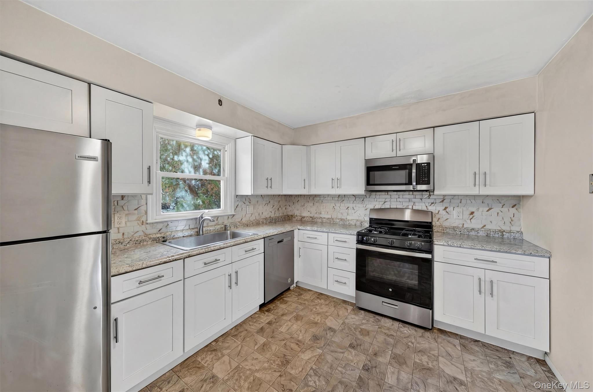 55 High Street Out of NYC Monroe, NY 10950