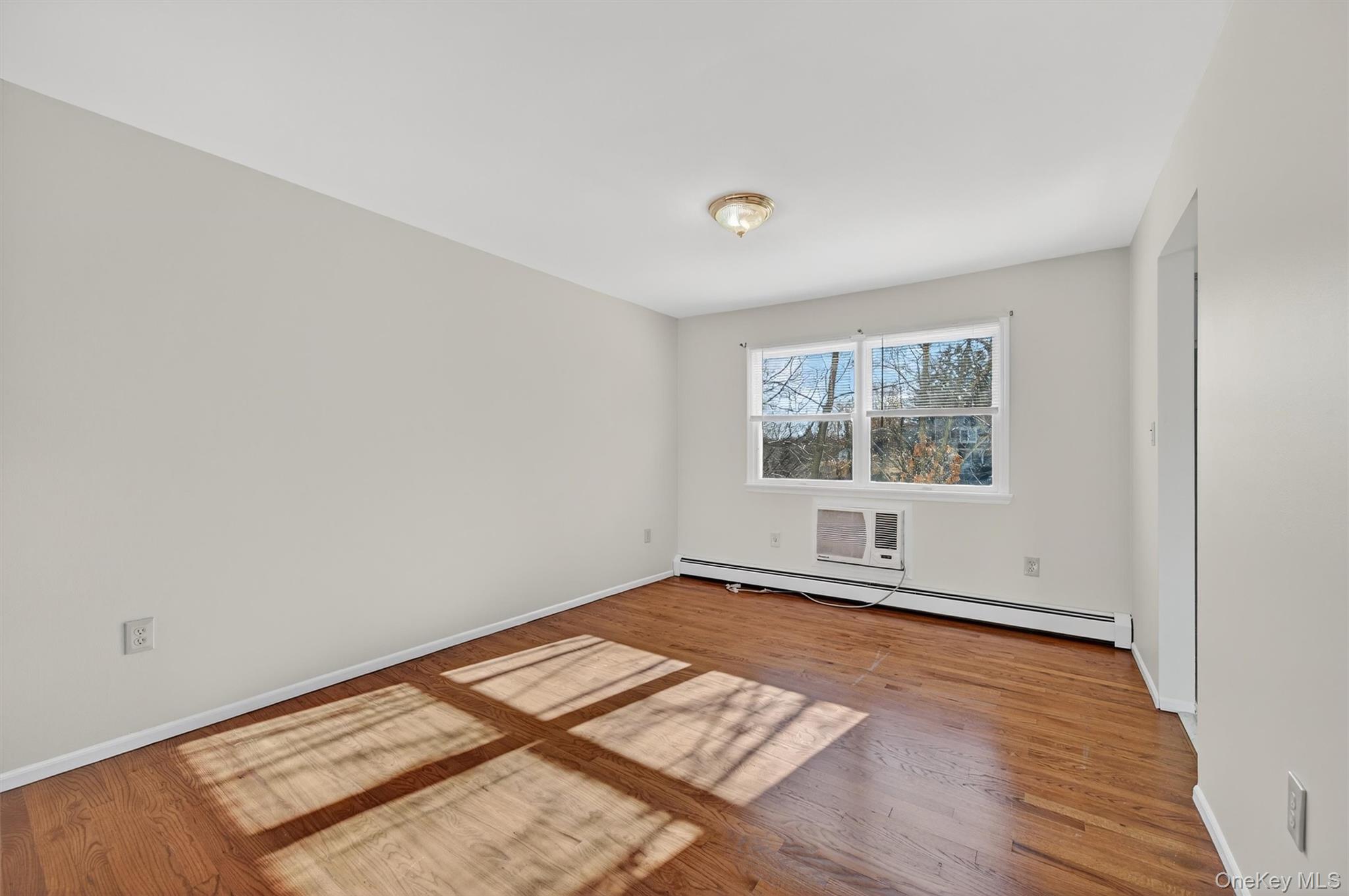 55 High Street Out of NYC Monroe, NY 10950