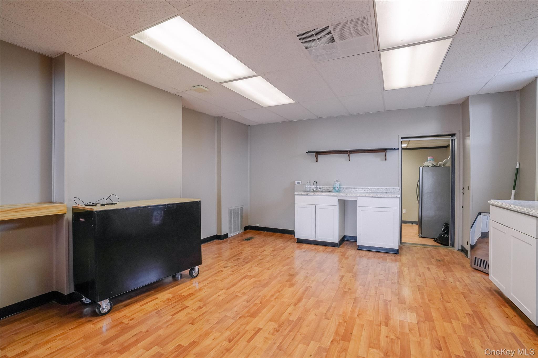 334 Broadway Out of NYC Kingston, NY 12401