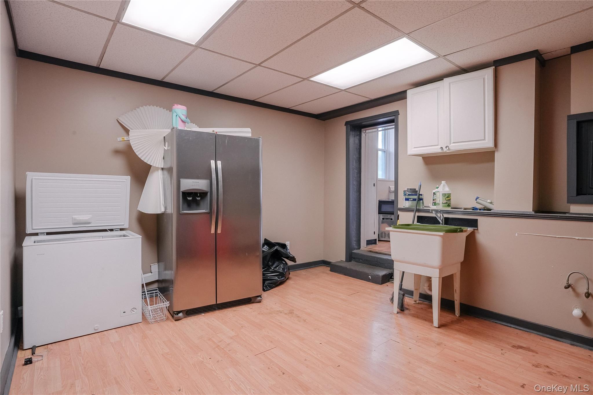 334 Broadway Out of NYC Kingston, NY 12401