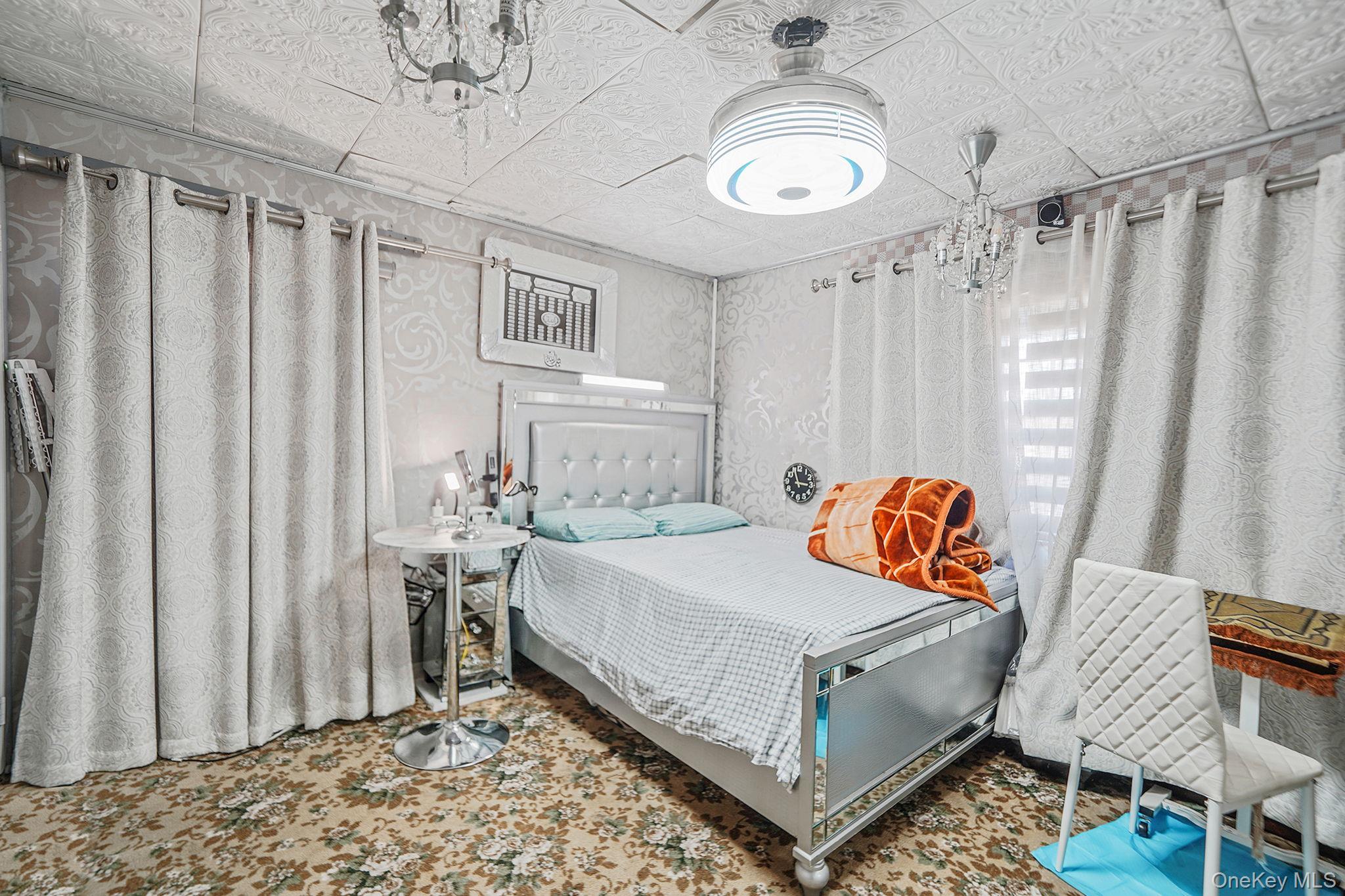 897 Washington Avenue Westbury Westbury, NY 11590