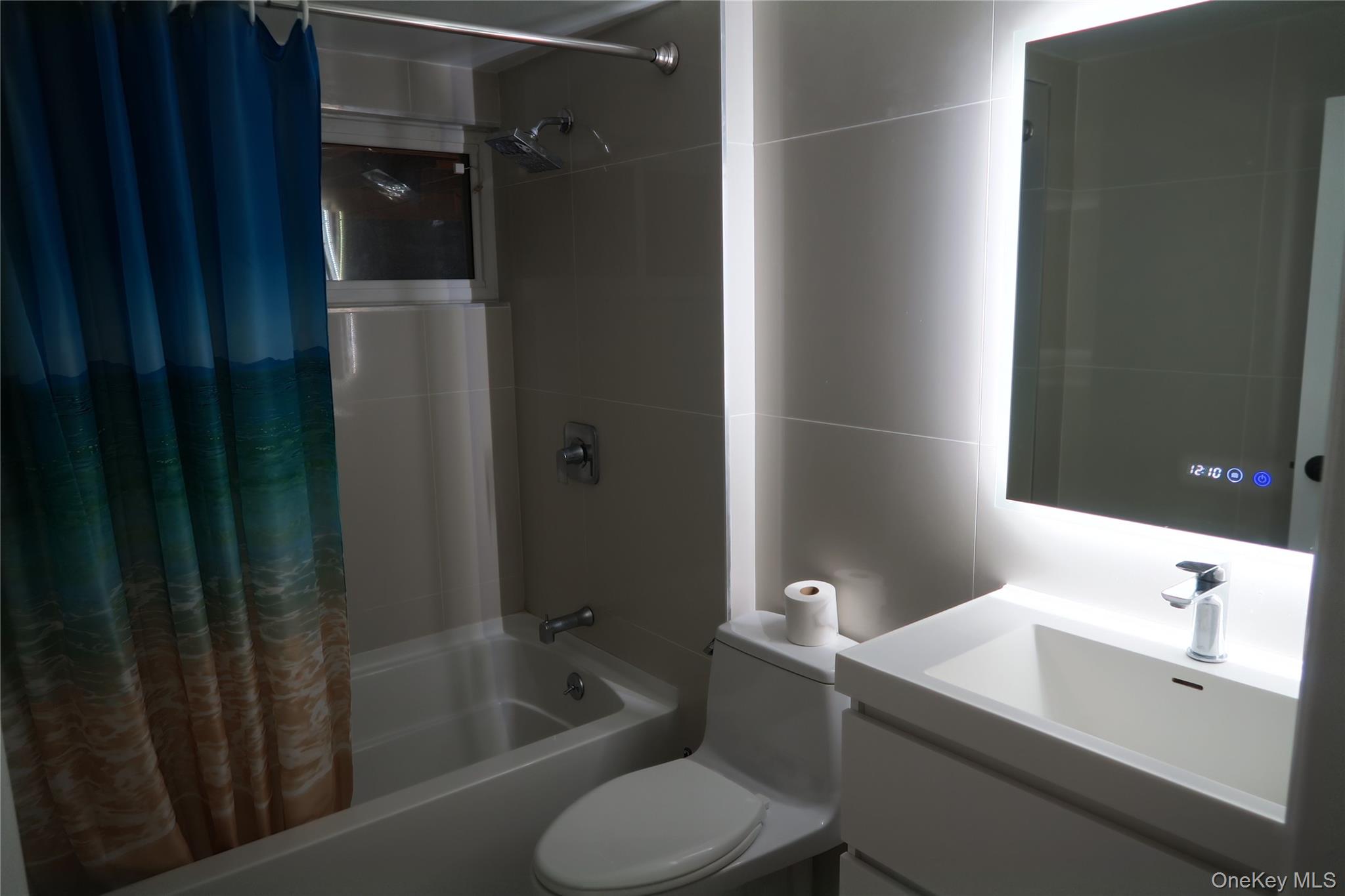 27 Heron Lane Commack Commack, NY 11725