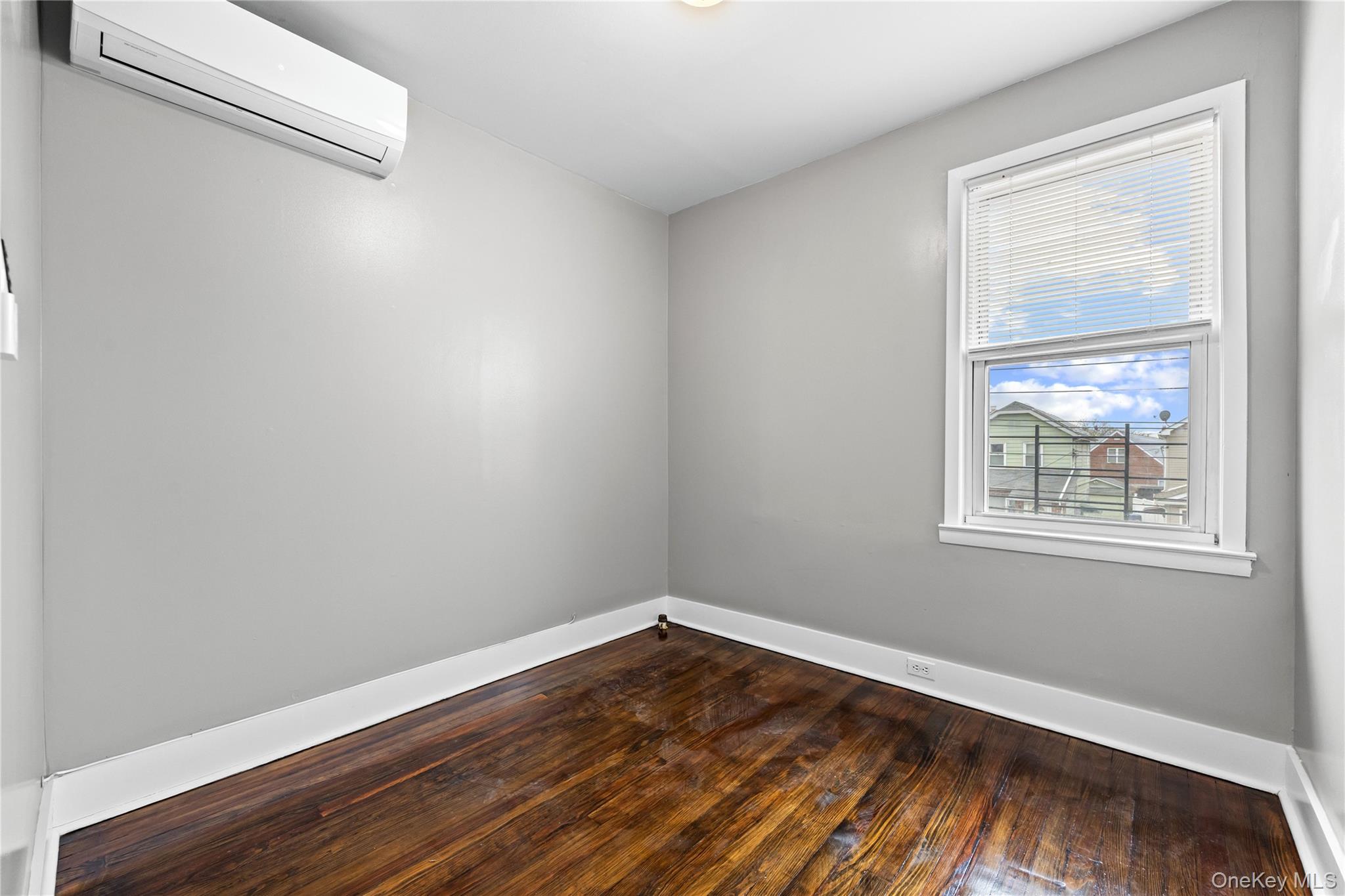 42-25 189th Street Flushing Flushing, NY 11358