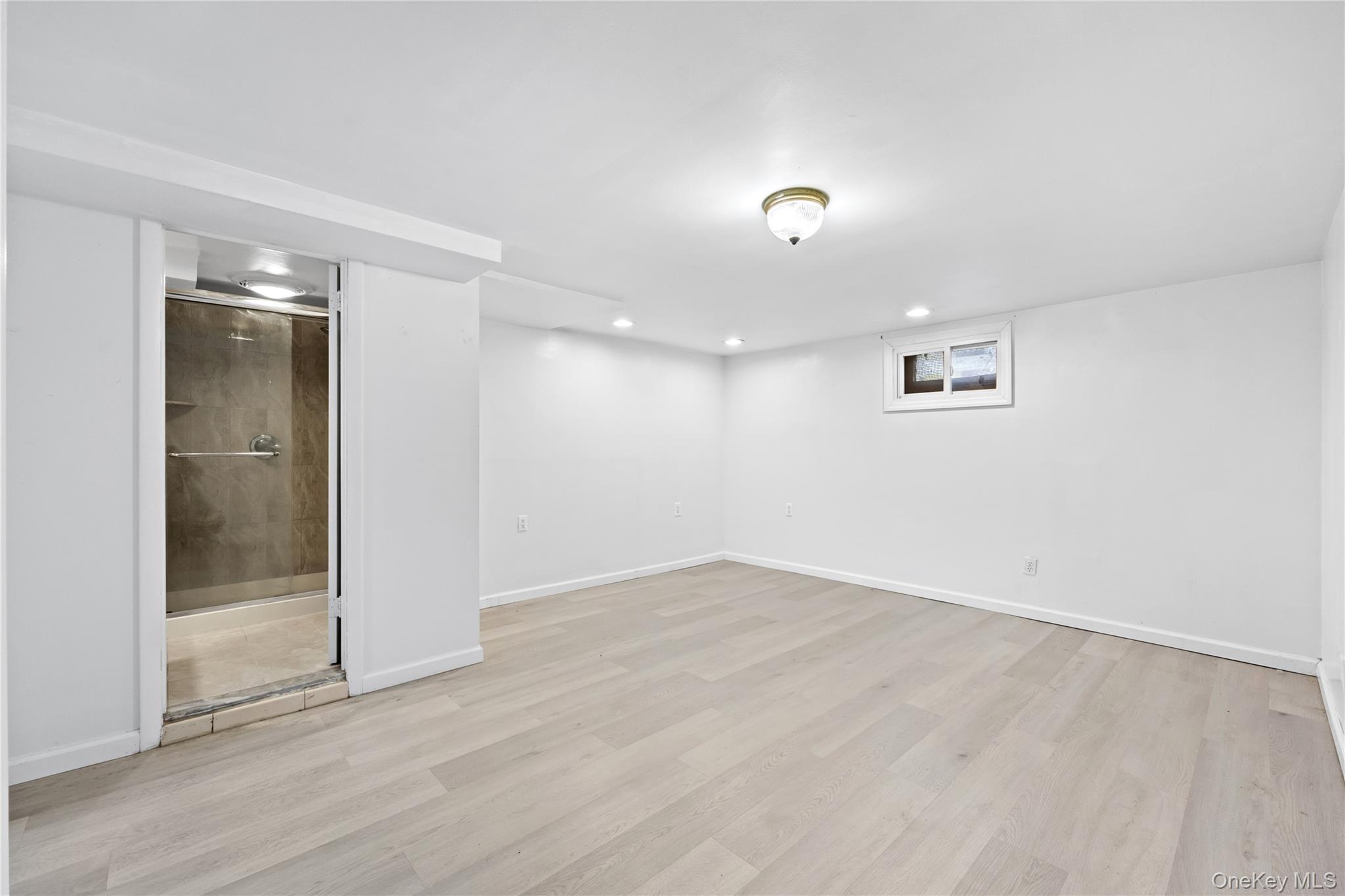 42-25 189th Street Flushing Flushing, NY 11358