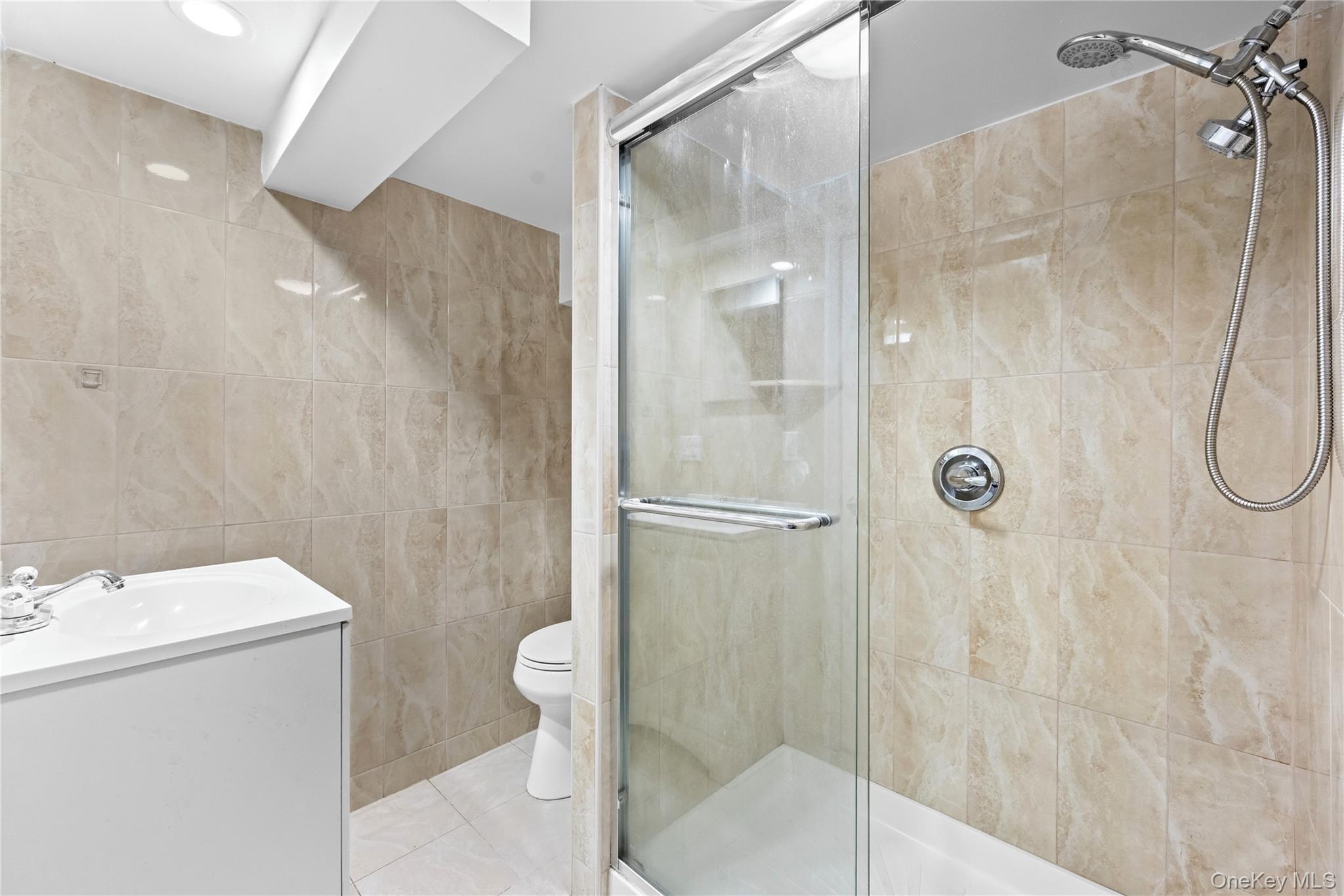 42-25 189th Street Flushing Flushing, NY 11358