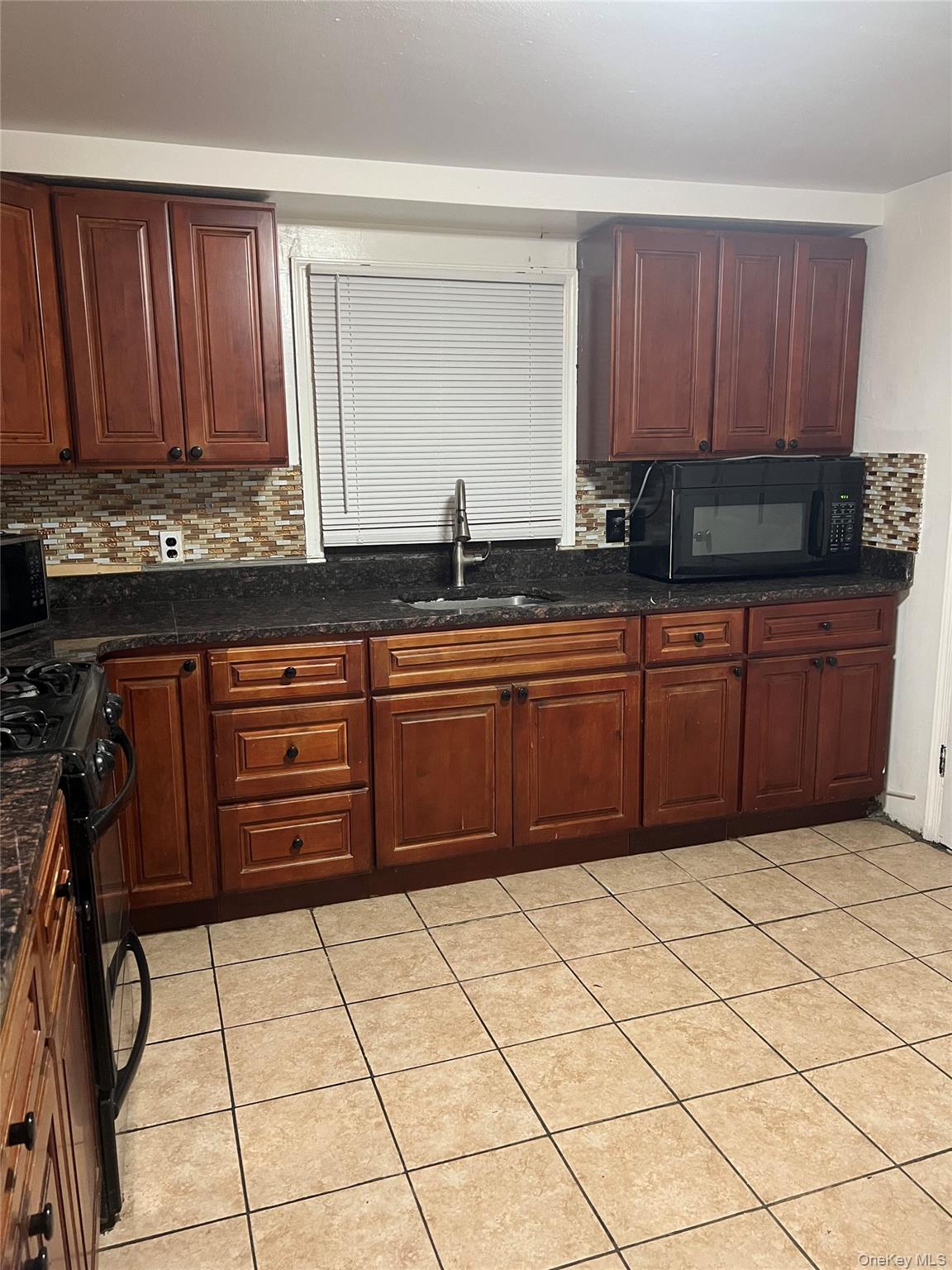 1051 Franklin Avenue North Valley Stream, NY 11580