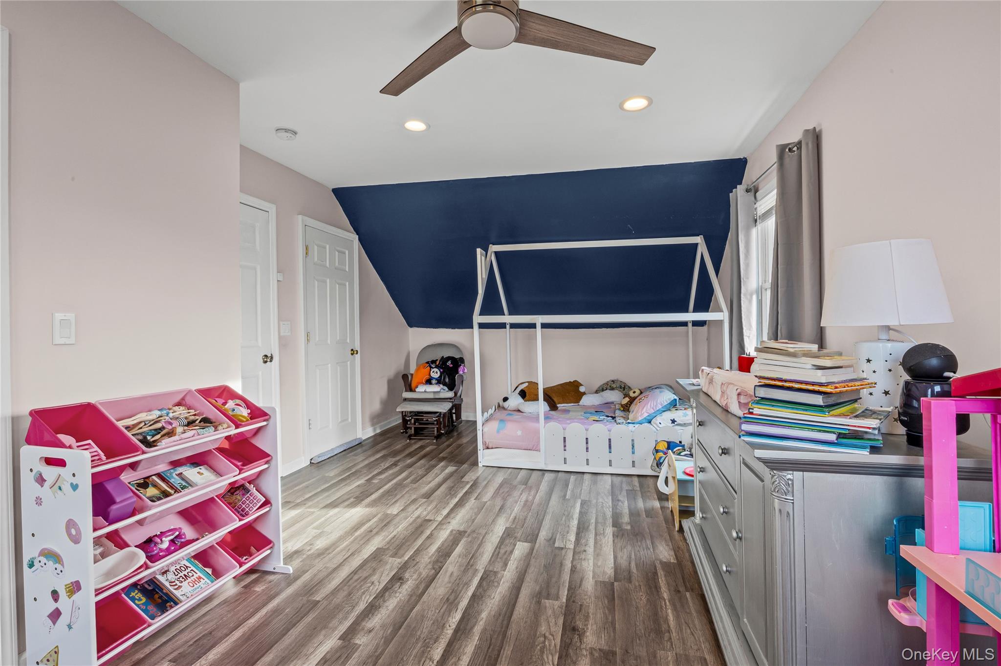 398 Concord Avenue Lindenhurst Lindenhurst, NY 11757