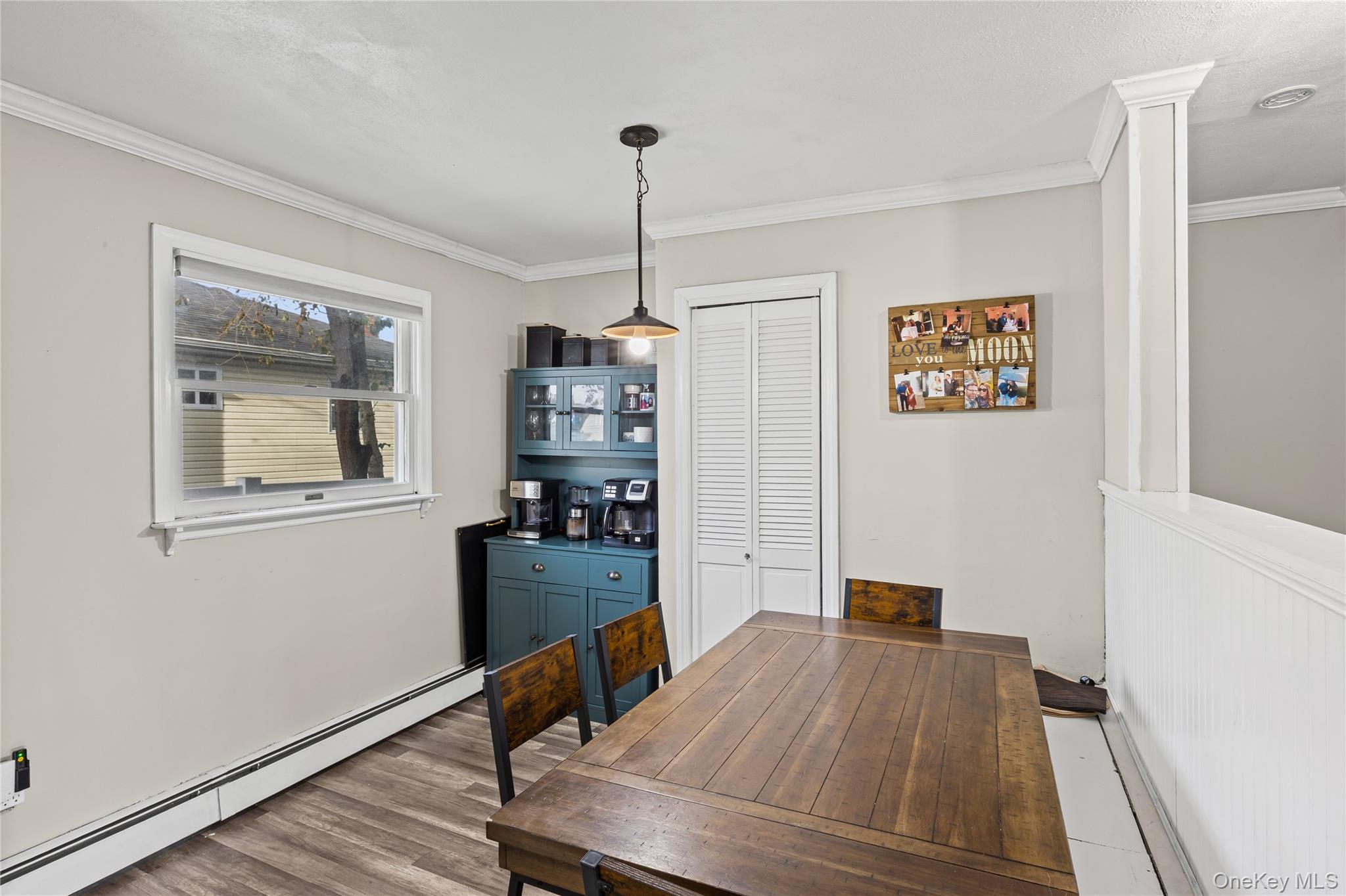 398 Concord Avenue Lindenhurst Lindenhurst, NY 11757