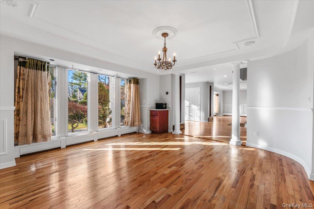 10 Faulkner Lane Dix Hills Dix Hills, NY 11746