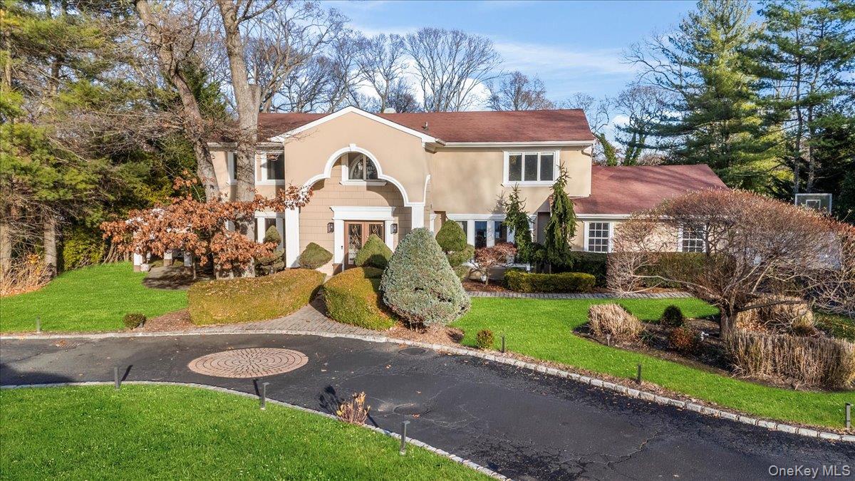 10 Faulkner Lane Dix Hills Dix Hills, NY 11746