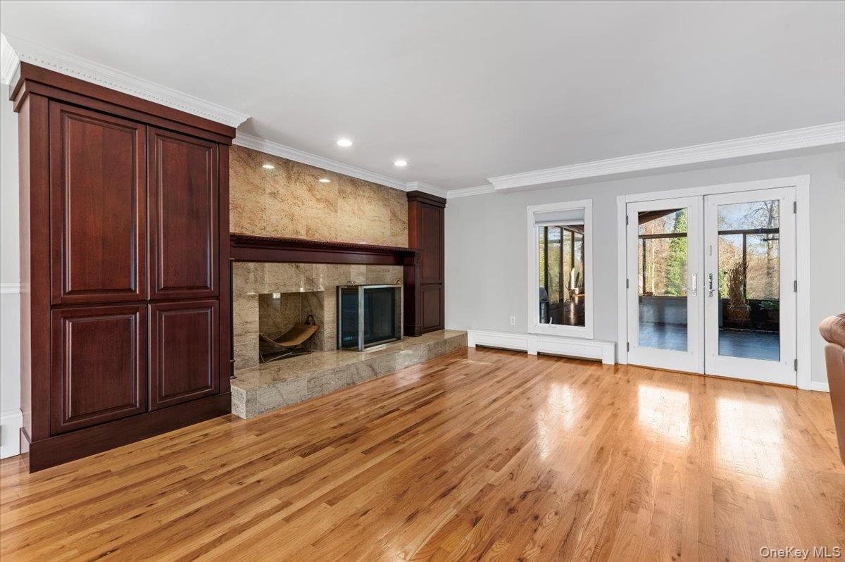 10 Faulkner Lane Dix Hills Dix Hills, NY 11746