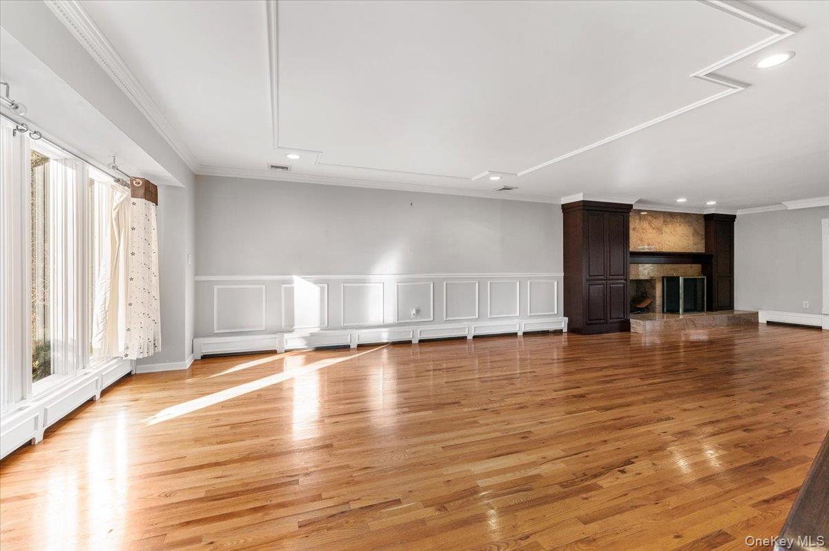 10 Faulkner Lane Dix Hills Dix Hills, NY 11746