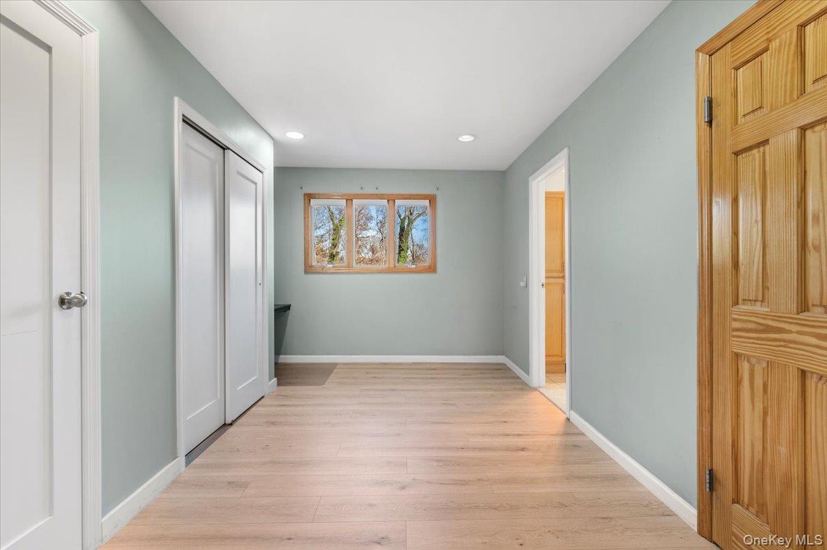 10 Faulkner Lane Dix Hills Dix Hills, NY 11746