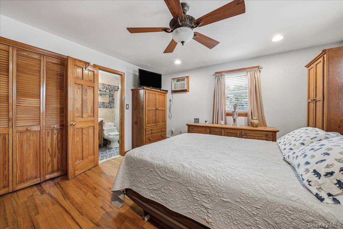 47-23 164th Street Flushing Flushing, NY 11358