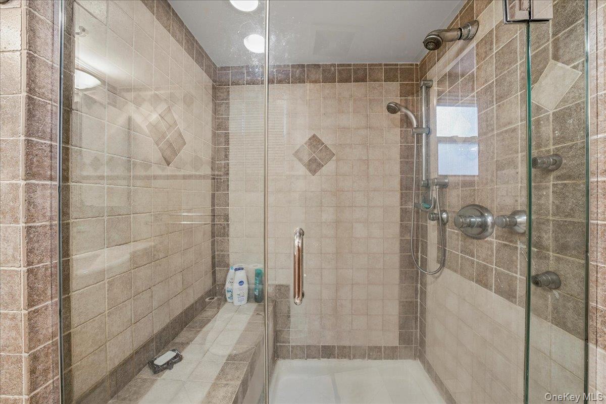 47-23 164th Street Flushing Flushing, NY 11358
