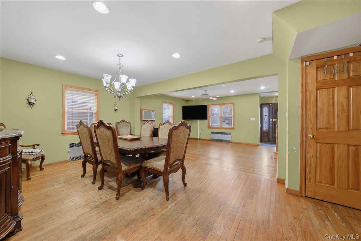 47-23 164th Street Flushing Flushing, NY 11358