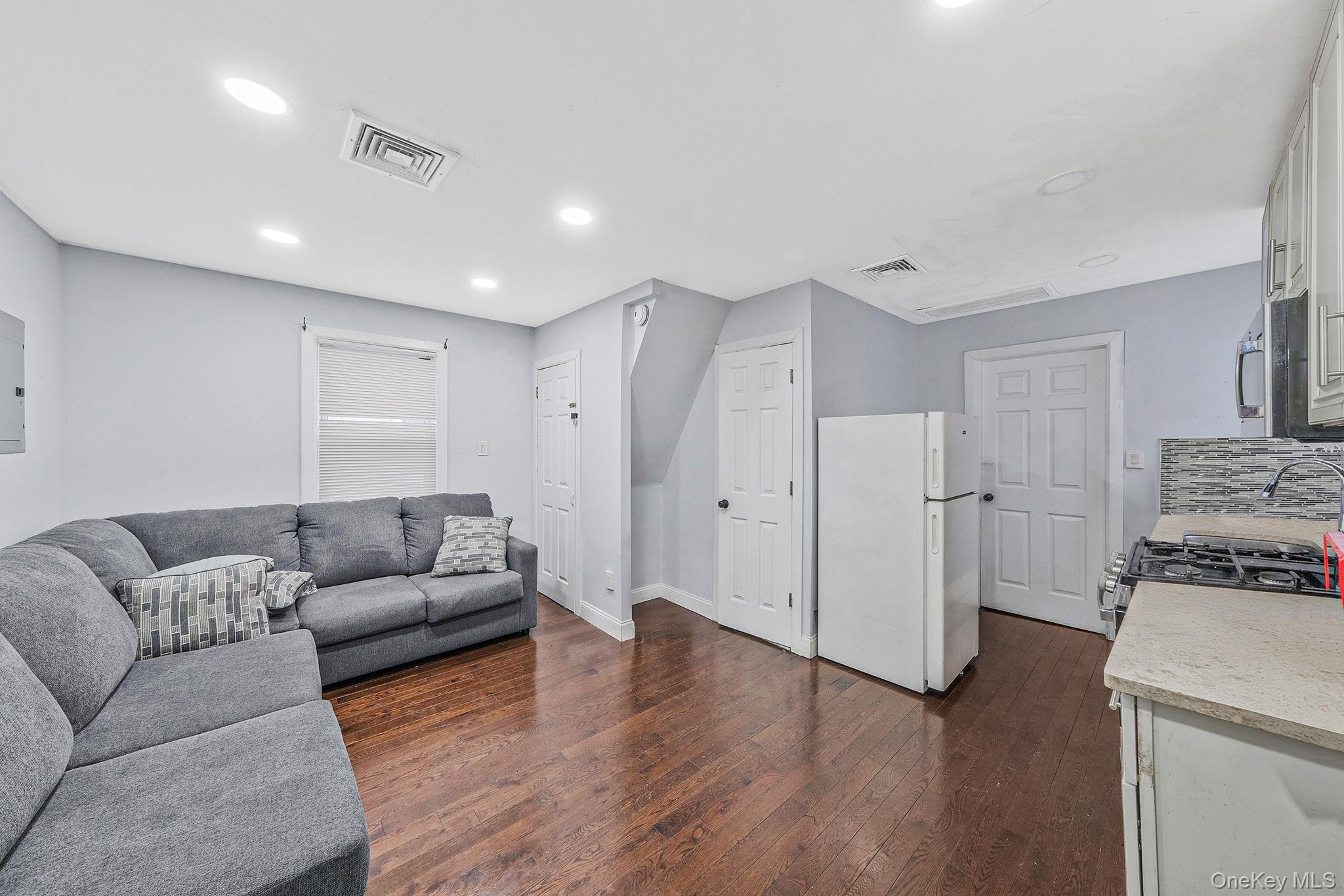 10119 Lefferts Boulevard Richmond Hill Richmond Hill, NY 11419