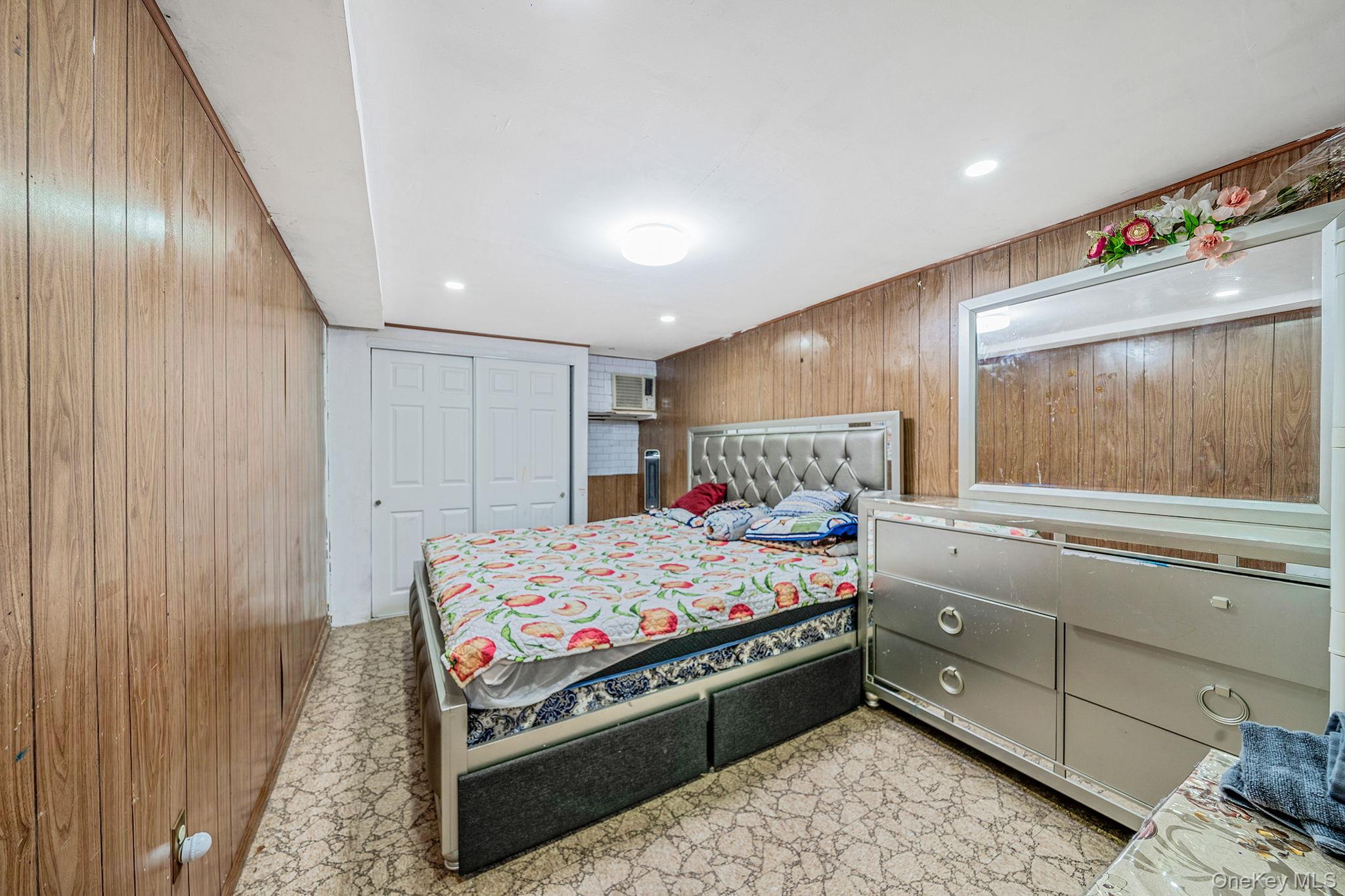 98 Miriam Street Valley Stream Valley Stream, NY 11581