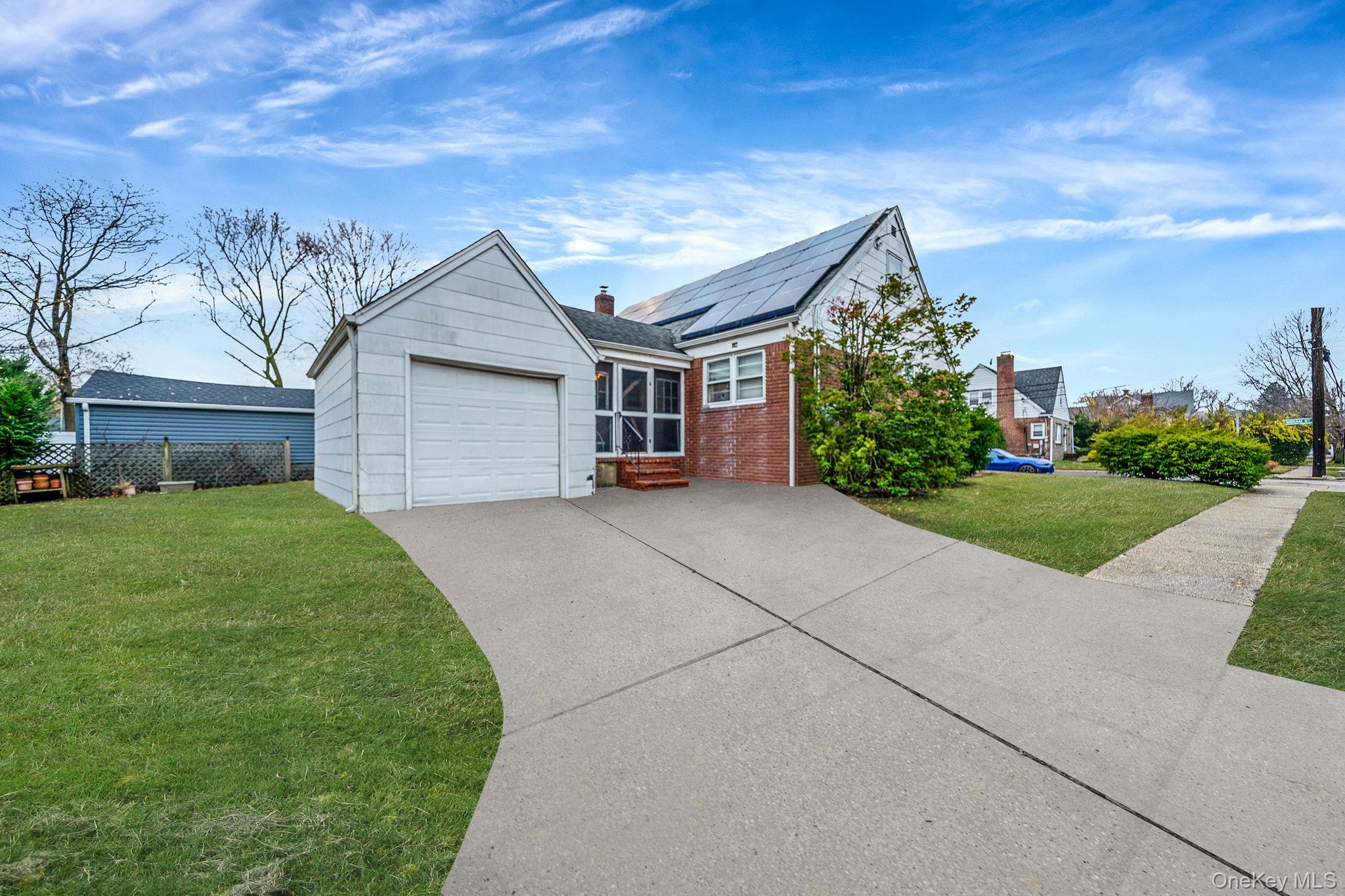 98 Miriam Street Valley Stream Valley Stream, NY 11581