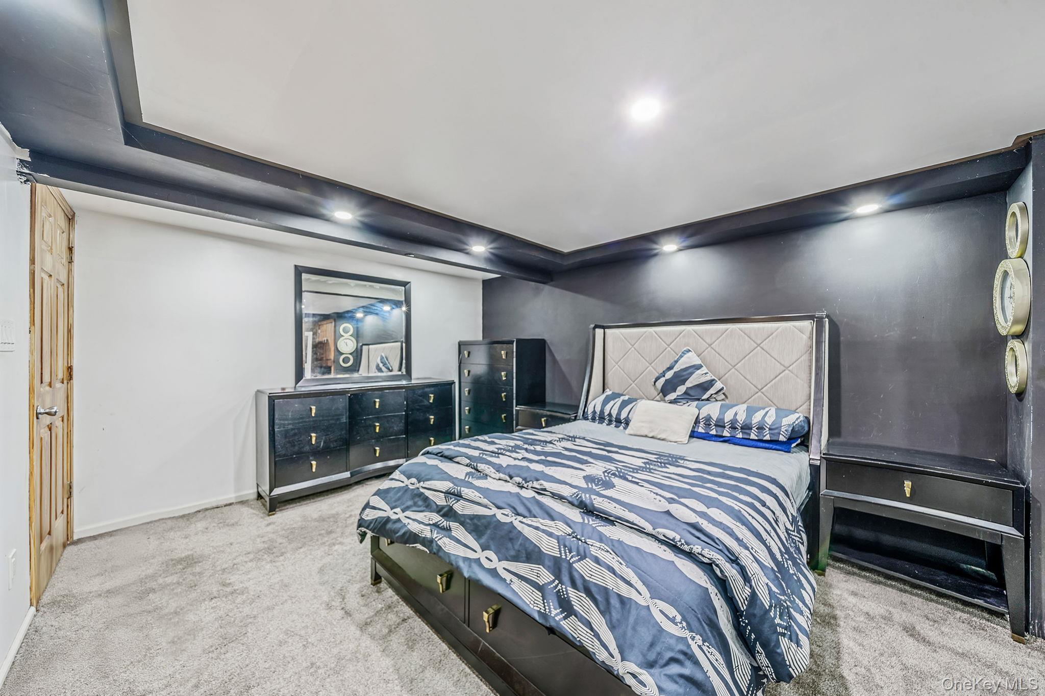 98 Miriam Street Valley Stream Valley Stream, NY 11581